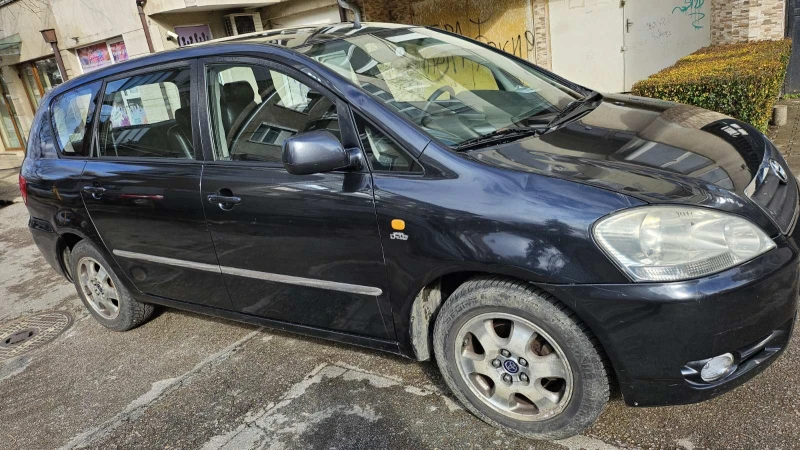Toyota Avensis verso, снимка 5 - Автомобили и джипове - 53401601