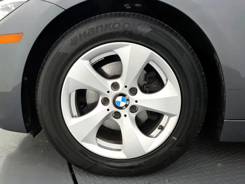 BMW 320 d, снимка 5 - Автомобили и джипове - 54201731