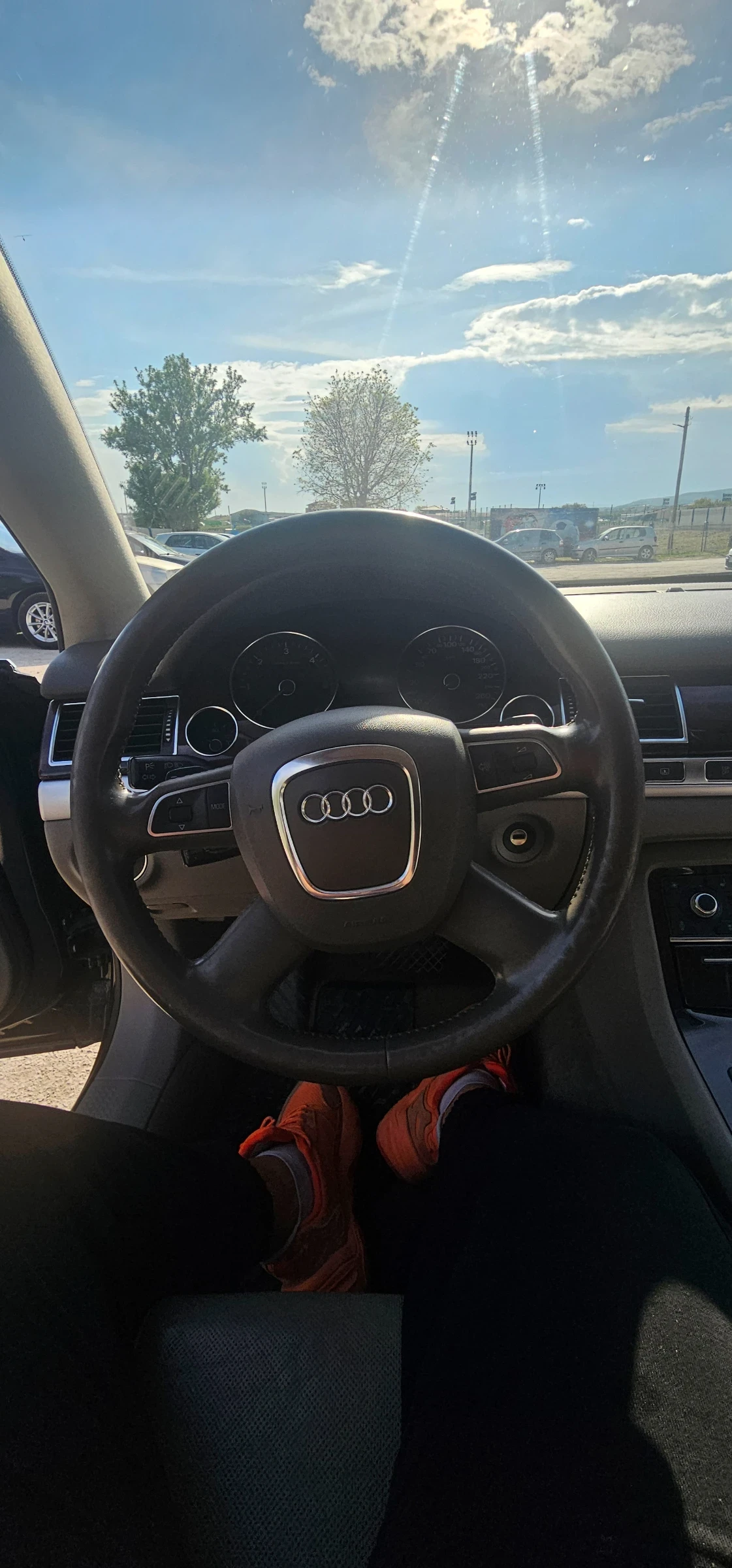 Audi A8 4.2 TDI - изображение 10