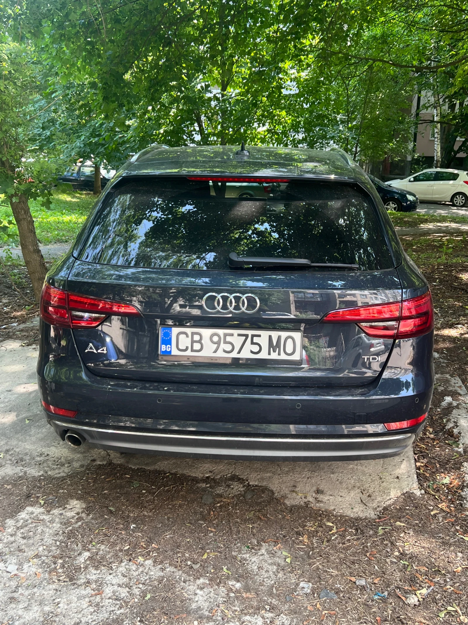 Audi A4 Комби  - изображение 2