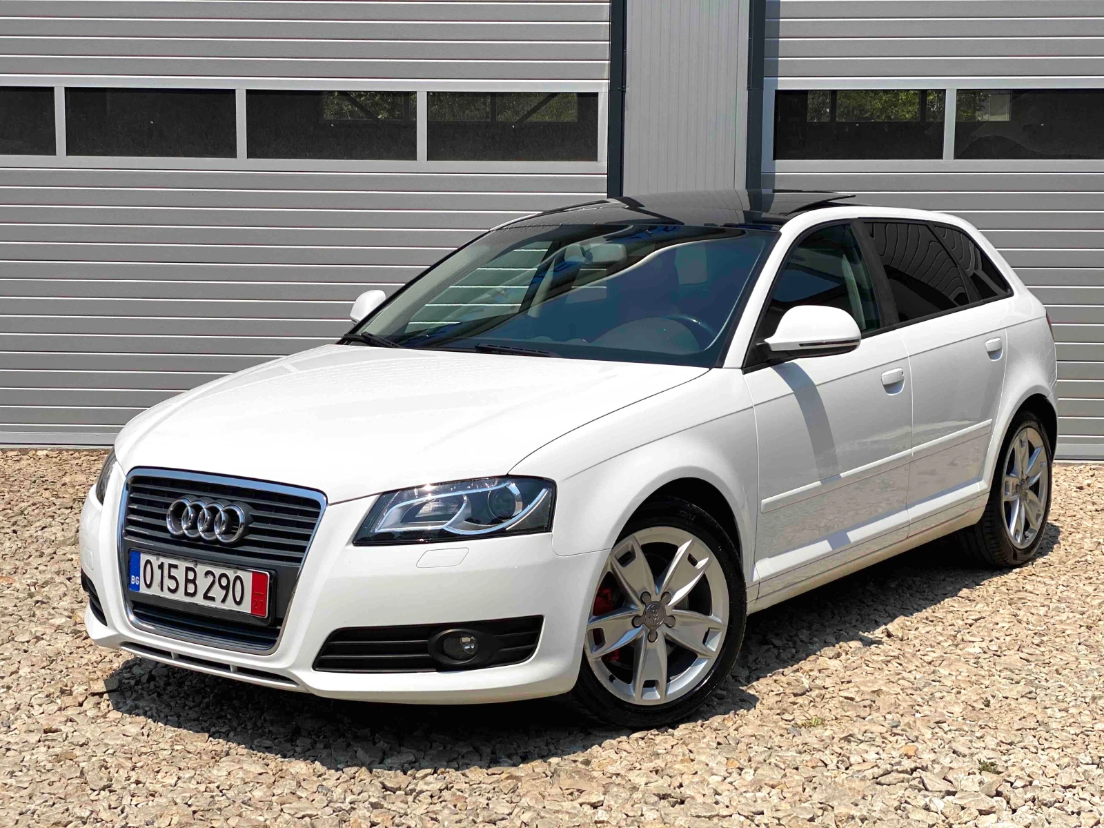 Audi A3 2.0TDI 170 АВТОМАТ КОЖА НАВИГАЦИЯ ПАНОРАМА ПОДГРЕВ - изображение 2