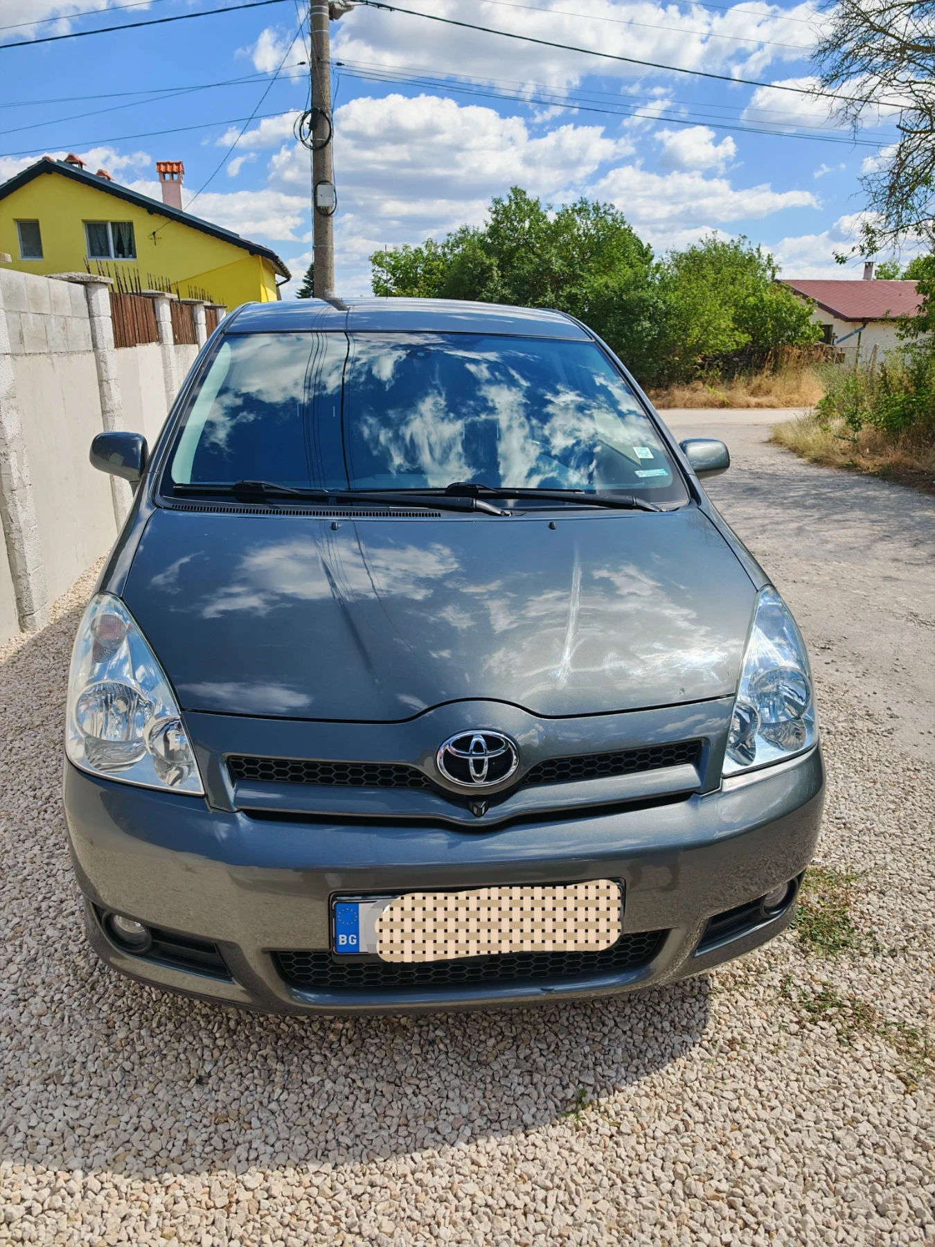 Toyota Corolla verso 1.8 VVTi -7 места - изображение 4