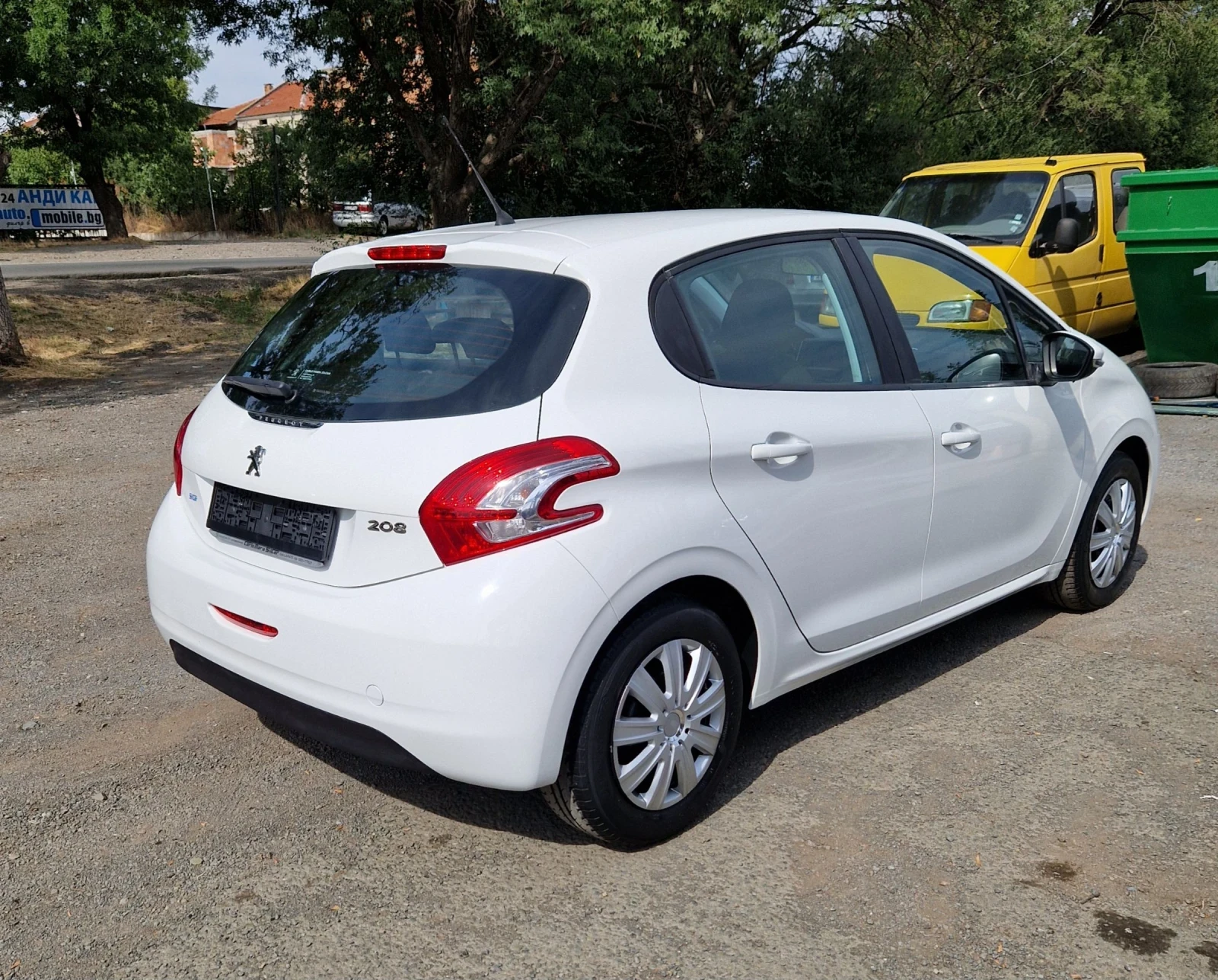 Peugeot 208 1.4HDI  - изображение 4