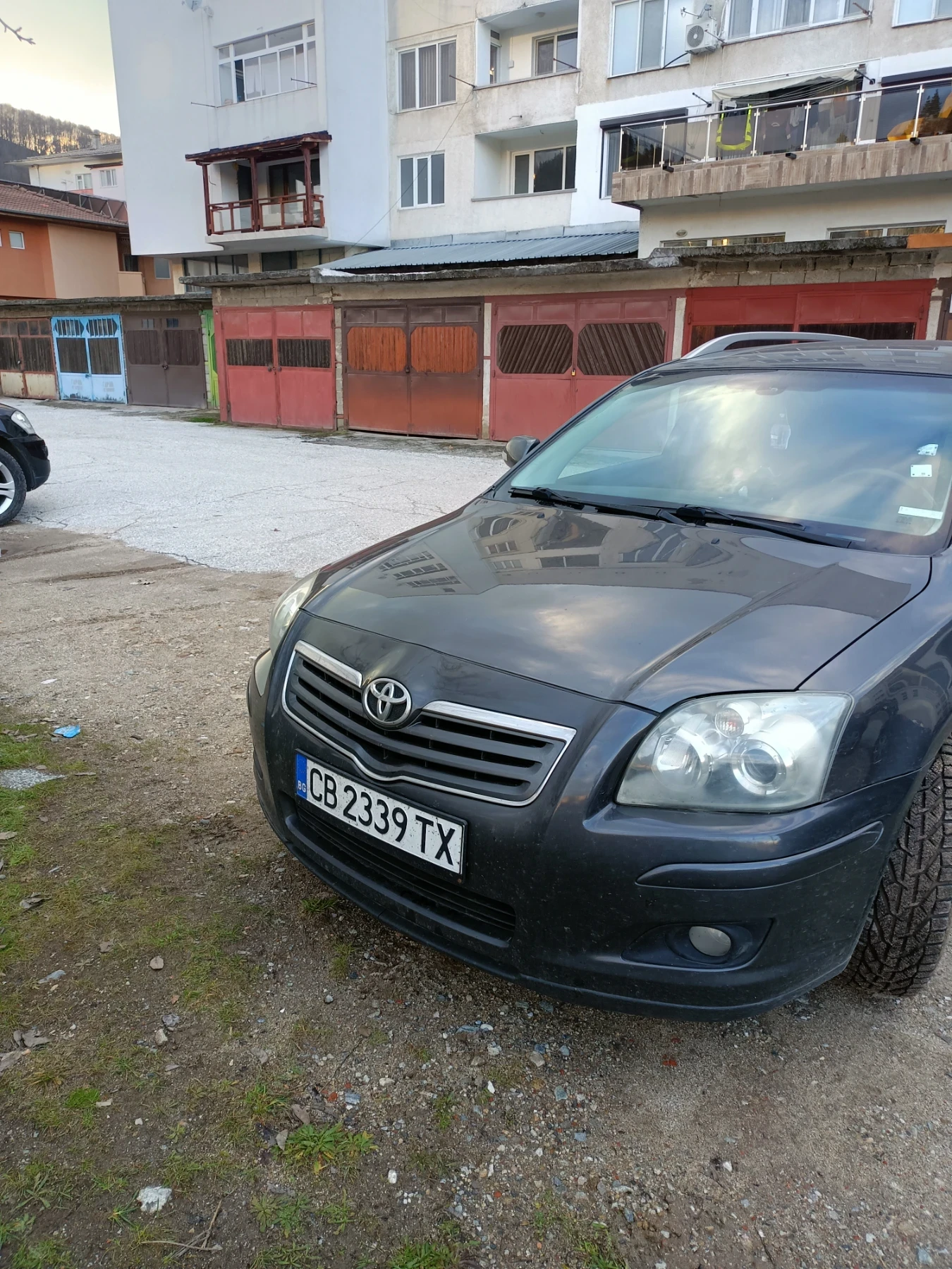 Toyota Avensis  - изображение 2