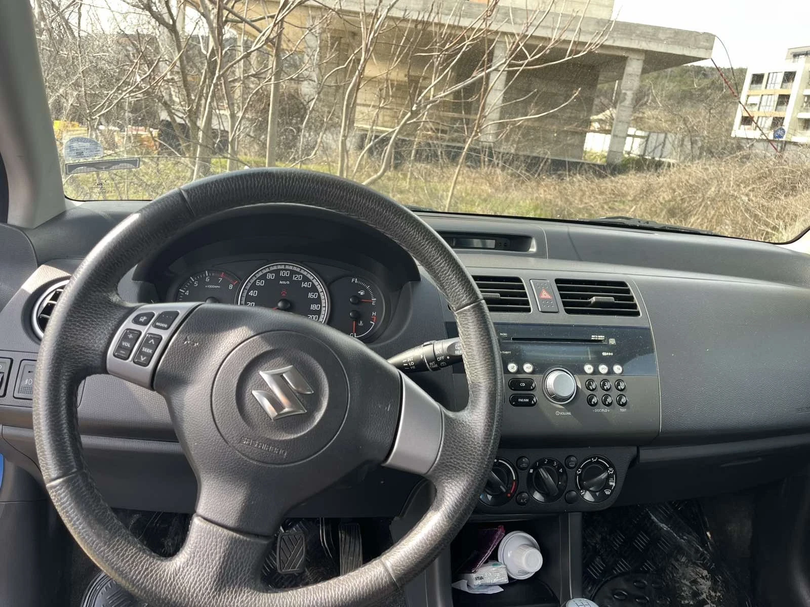 Suzuki Swift, снимка 10 - Автомобили и джипове - 53865570