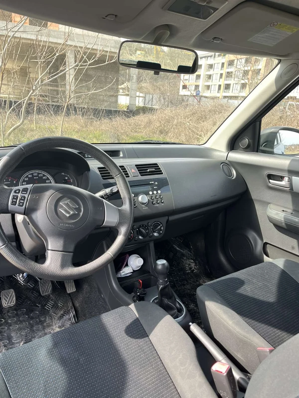 Suzuki Swift, снимка 8 - Автомобили и джипове - 53865570