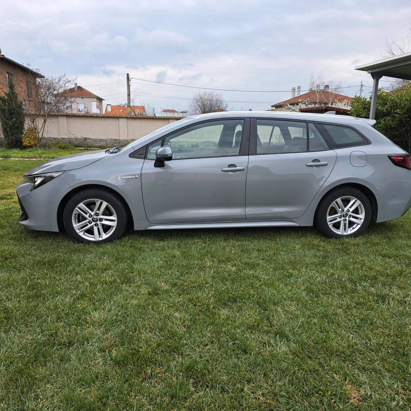 Toyota Corolla 1.8 hibrid | Mobile.bg � ����������� 3