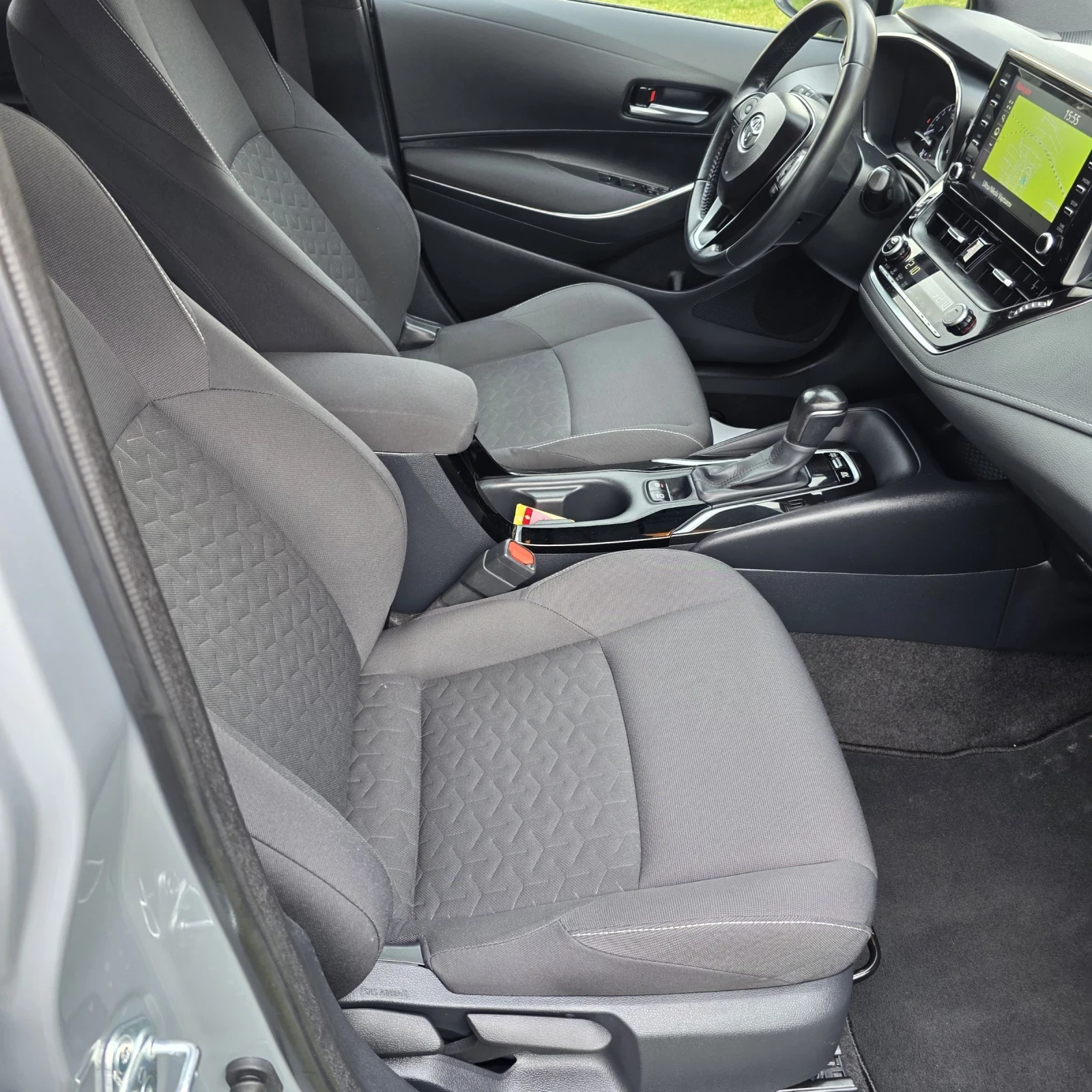 Toyota Corolla 1.8 hibrid | Mobile.bg � ����������� 12