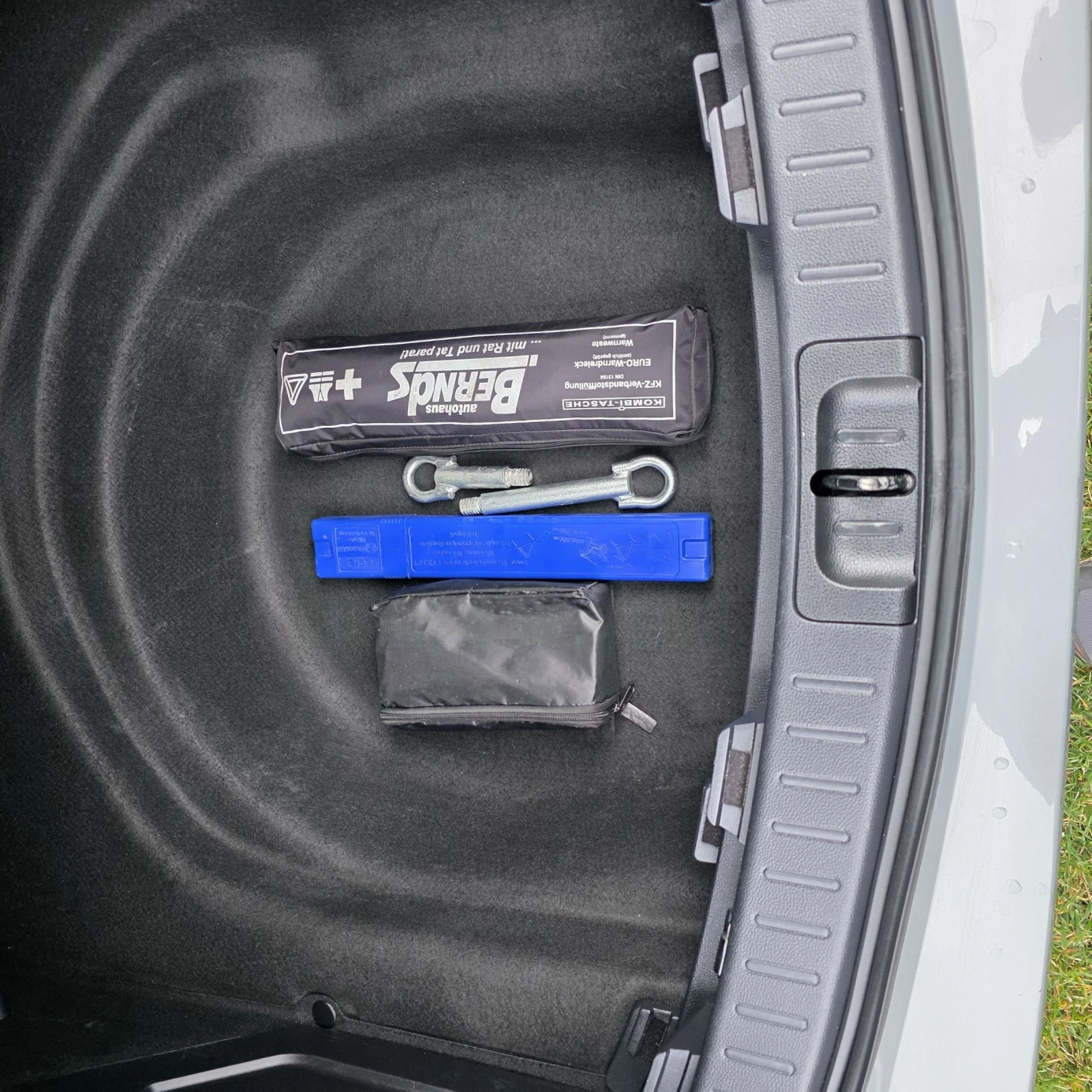 Toyota Corolla 1.8 hibrid | Mobile.bg � ����������� 14