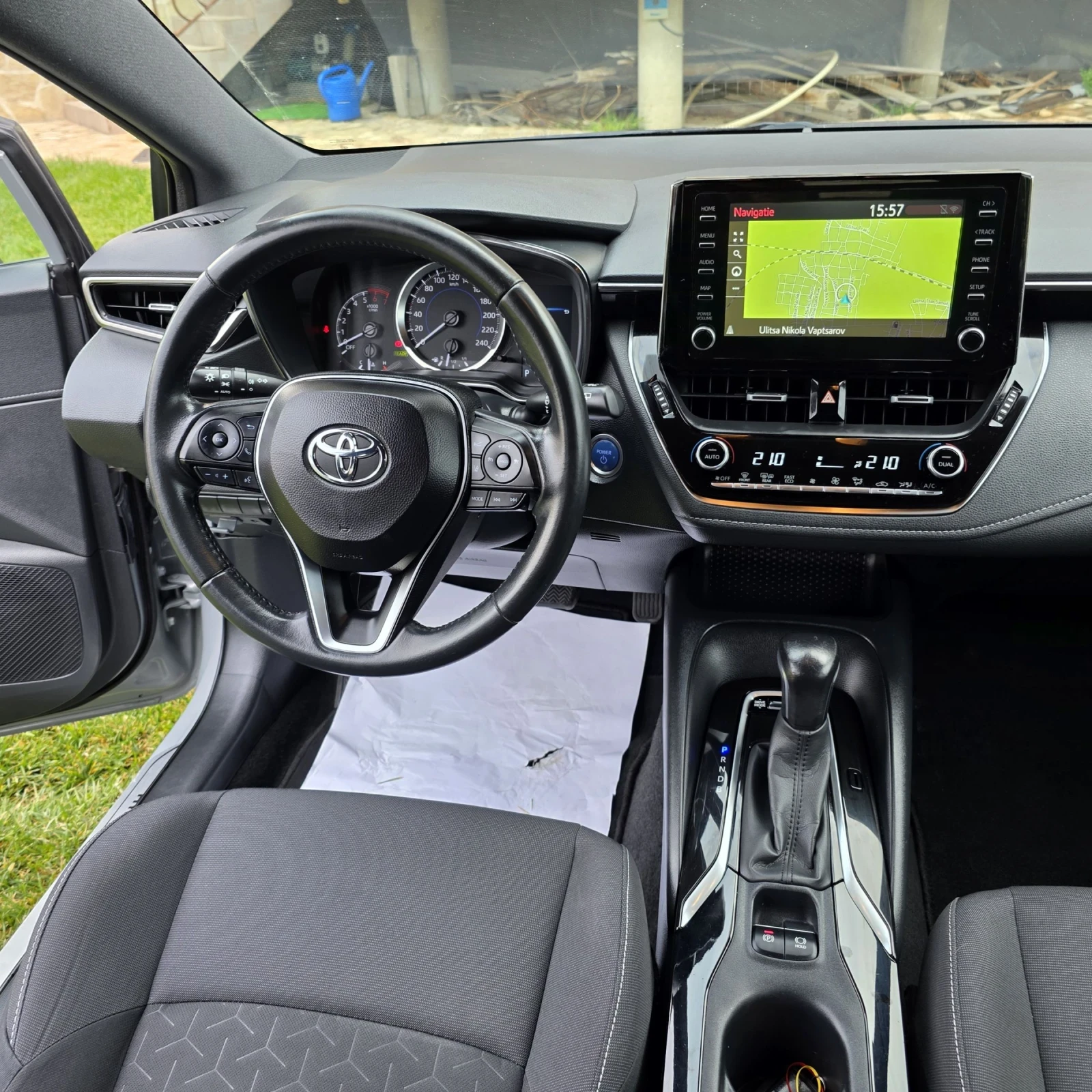 Toyota Corolla 1.8 hibrid | Mobile.bg � ����������� 10