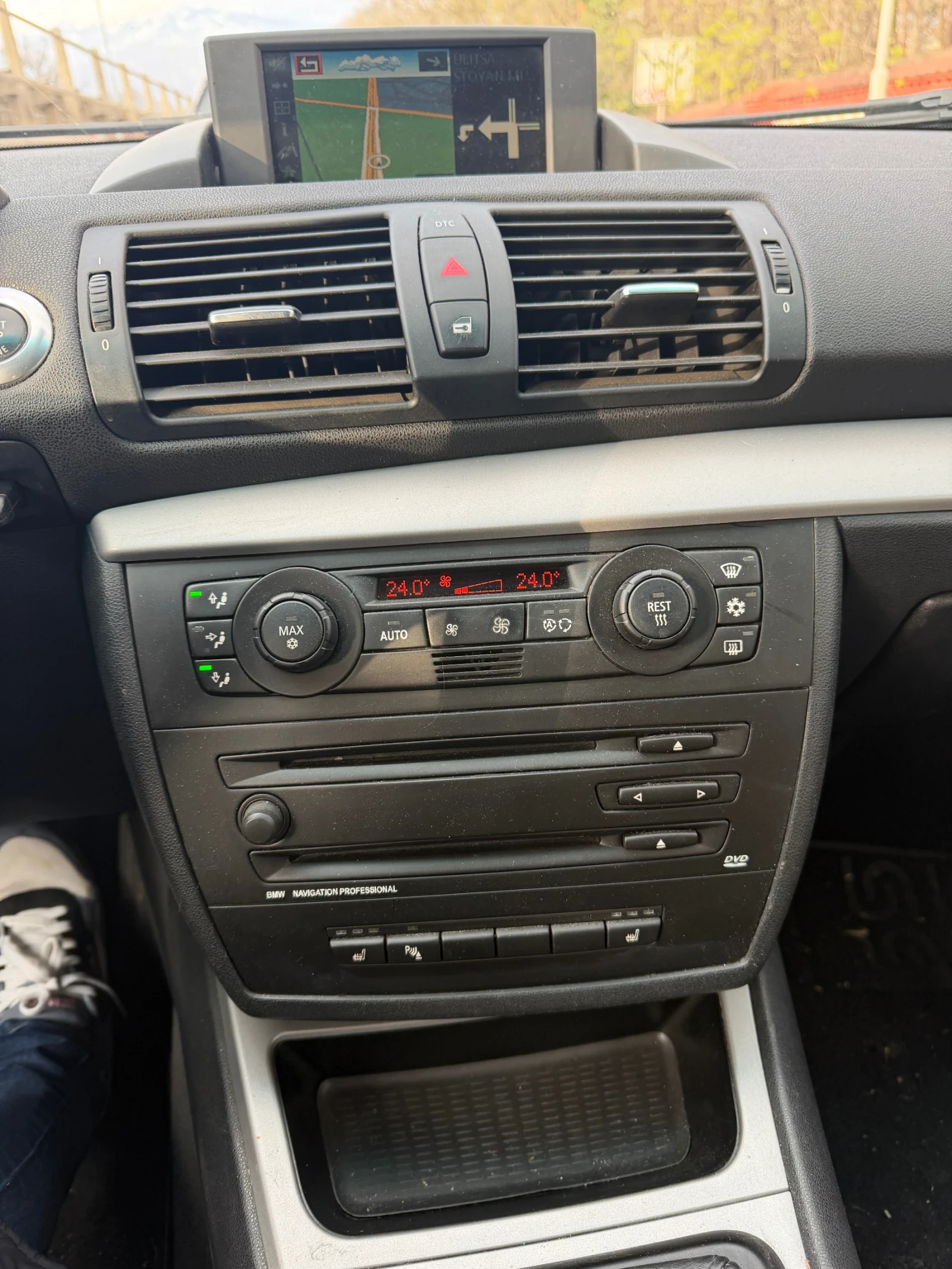 BMW 120, снимка 3 - Автомобили и джипове - 54212059