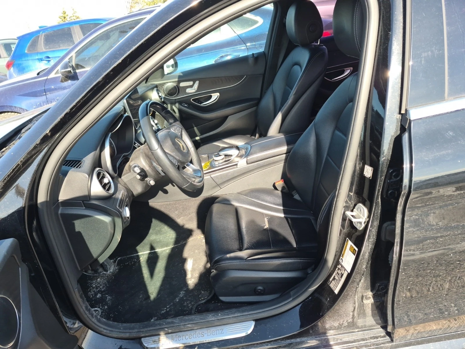 Mercedes-Benz C 300 * * CARFAX * * АВТО КРЕДИТ * * , снимка 5 - Автомобили и джипове - 54212184