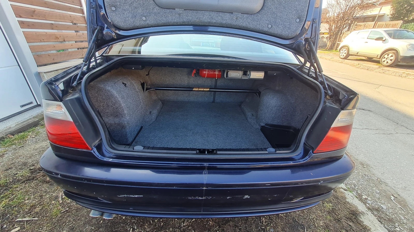 BMW 323, снимка 10 - Автомобили и джипове - 54245796