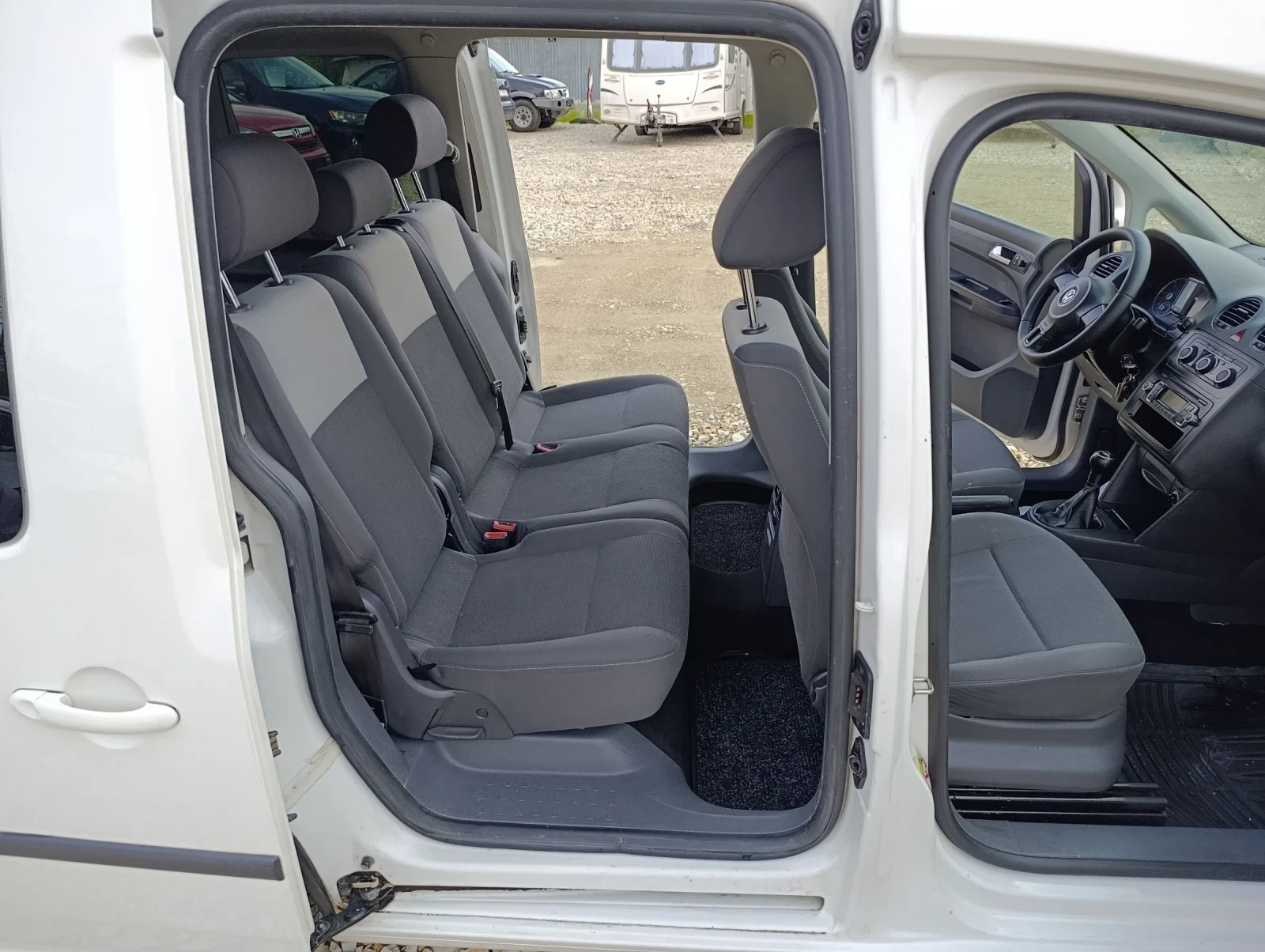 VW Caddy ИТАЛИЯ, снимка 9 - Автомобили и джипове - 54284181