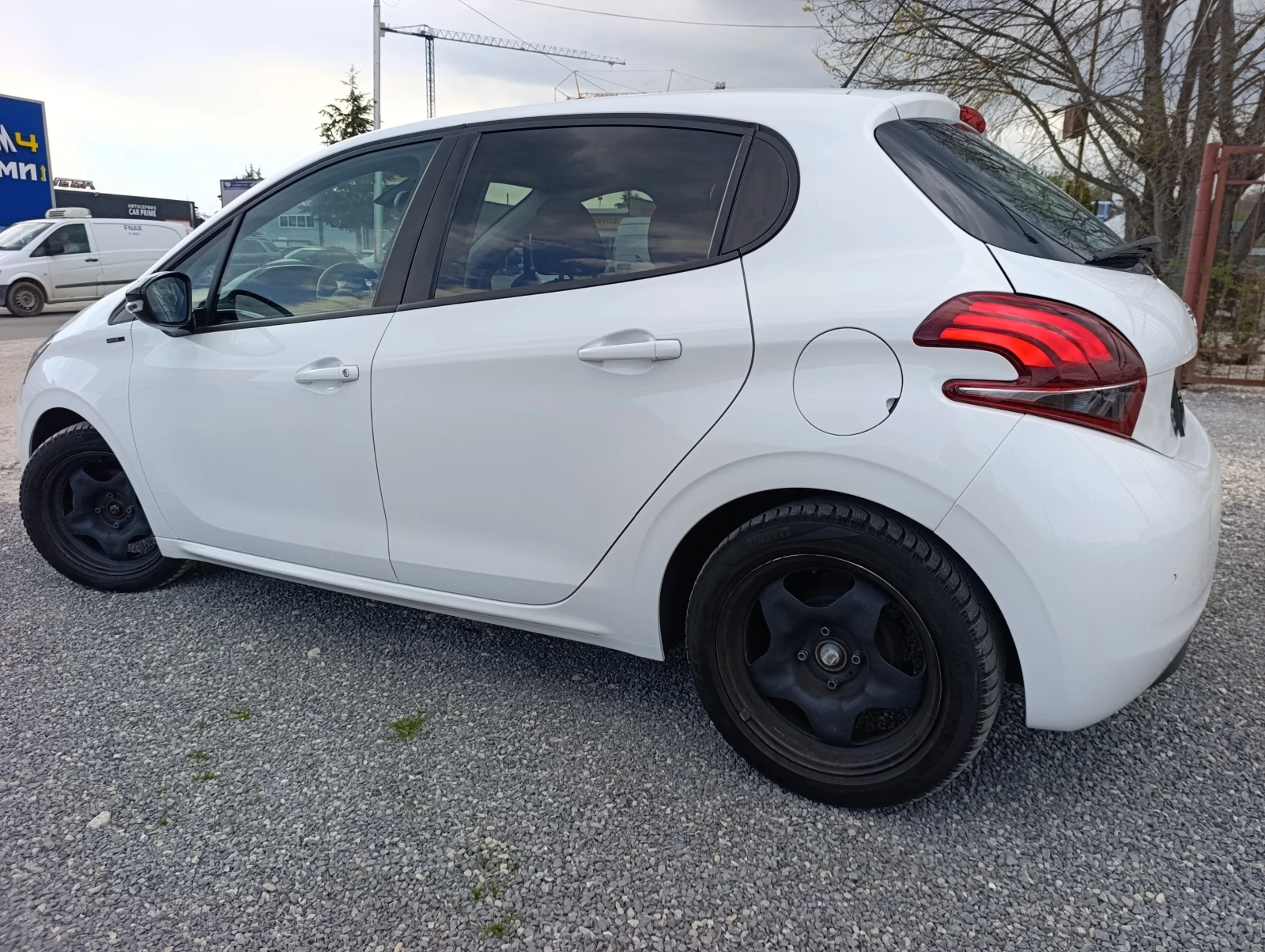 Peugeot 208 1.2 83�.�.(61 kW) | Mobile.bg � ����������� 4