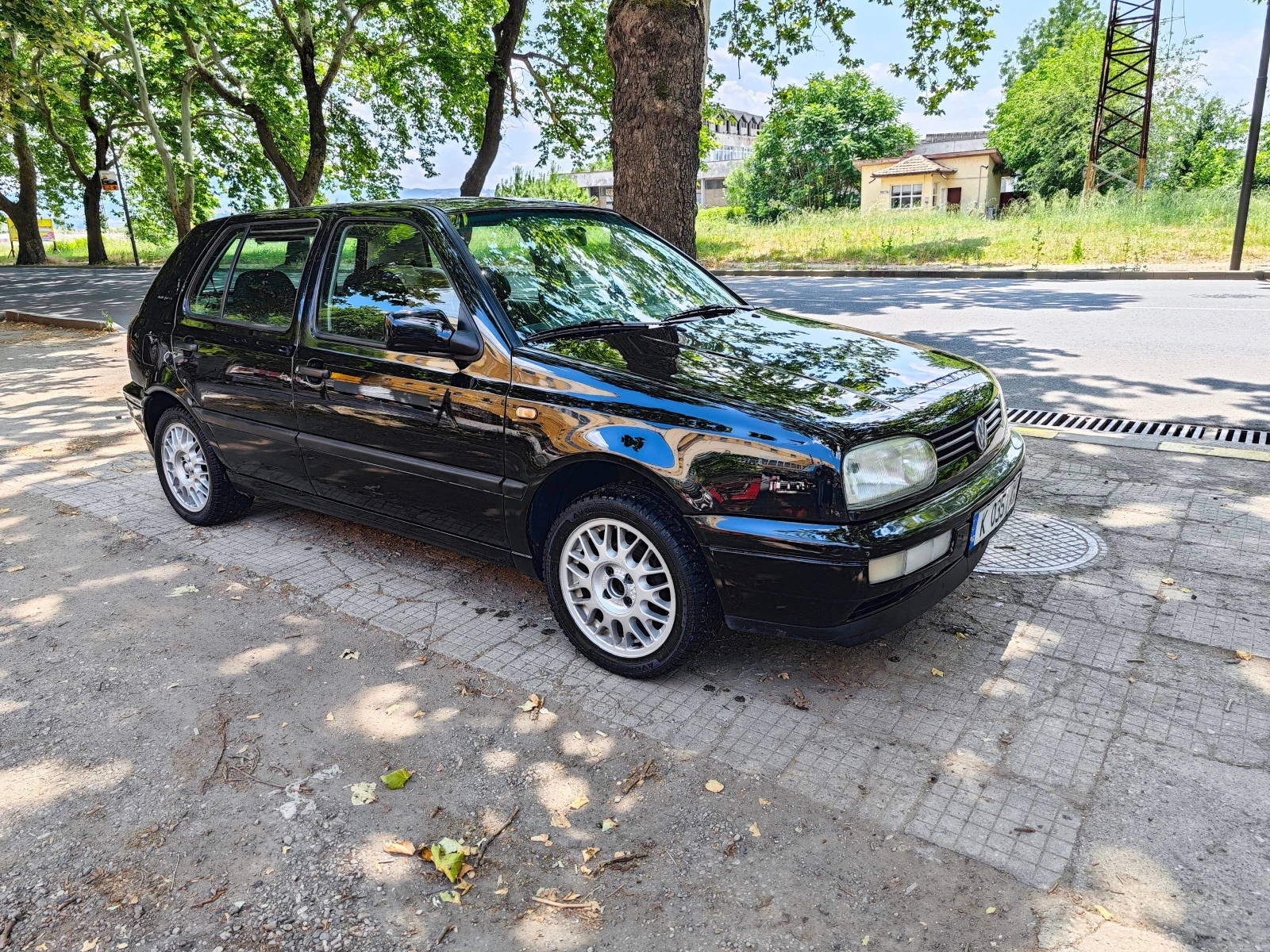 VW Golf, снимка 3 - Автомобили и джипове - 54321962