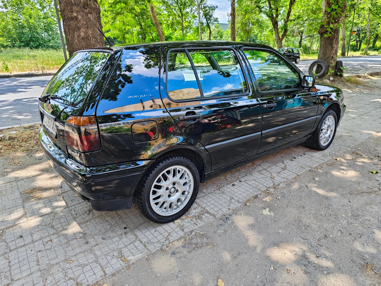 VW Golf, снимка 2 - Автомобили и джипове - 54321962