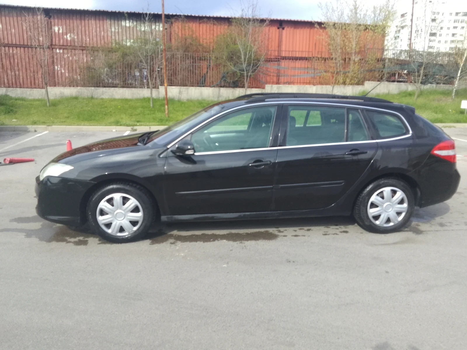 Renault Laguna 3, снимка 10 - Автомобили и джипове - 54480646