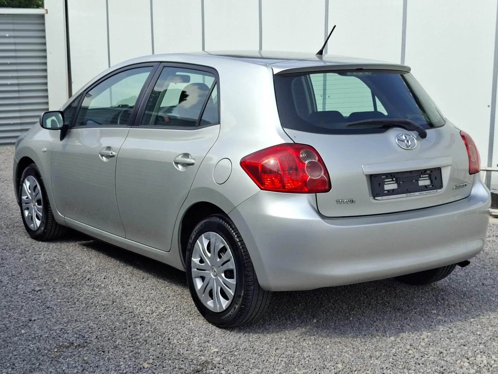 Toyota Auris 1.4 i -SOL-176000км., снимка 5 - Автомобили и джипове - 55148136