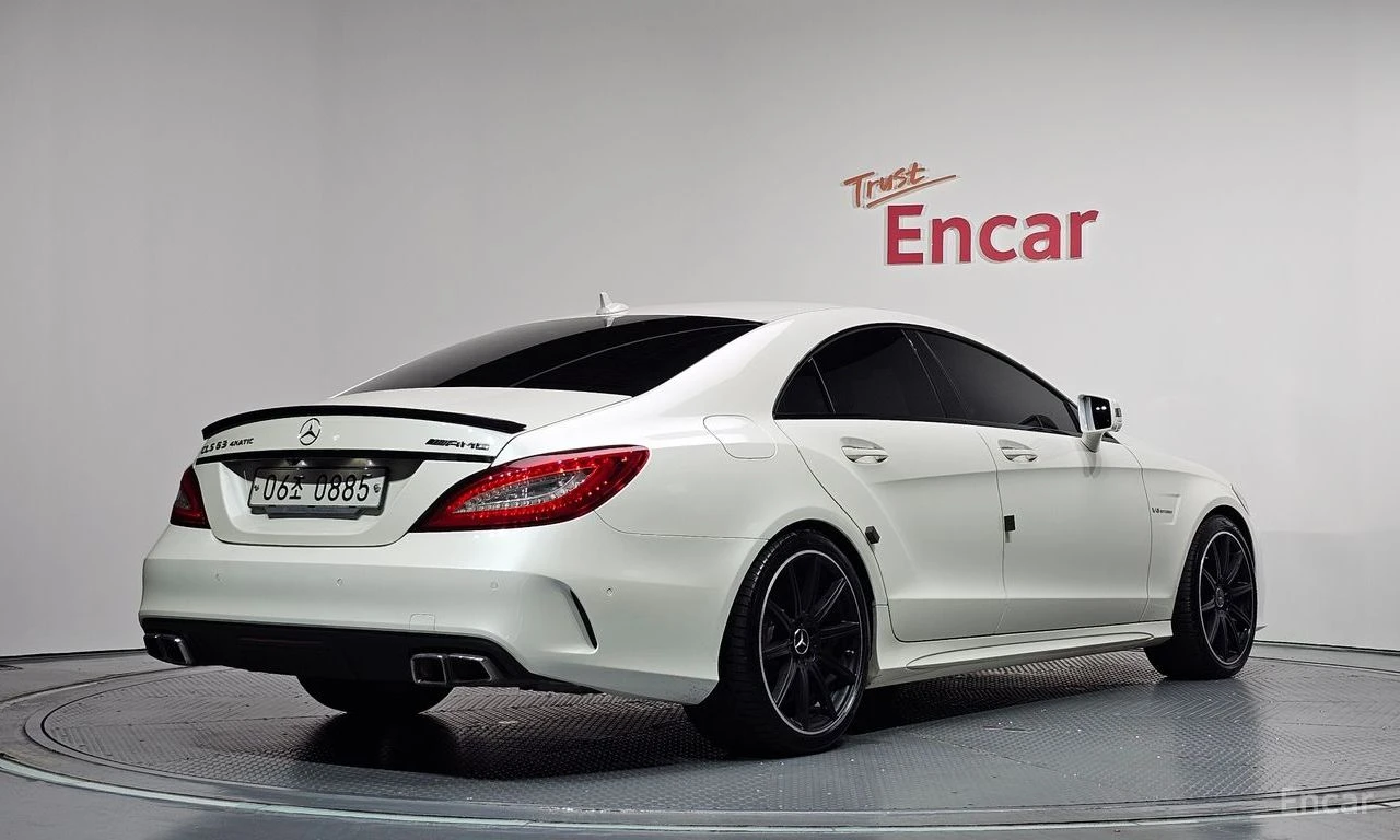 Mercedes-Benz CLS 63 AMG 4MATIC* HARMON* KARDON* ОБДУХВАНЕ* МАСАЖ* 360КАМЕР, снимка 2 - Автомобили и джипове - 55538516