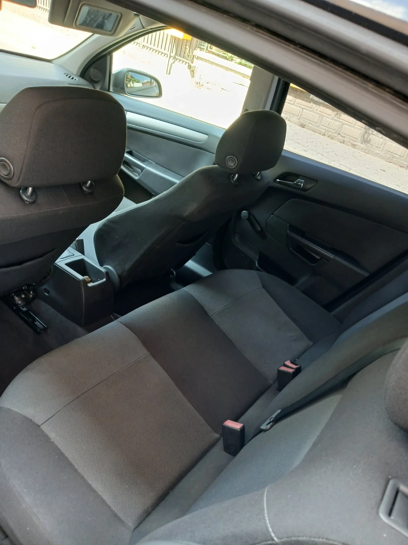 Opel Astra, снимка 7 - Автомобили и джипове - 55683619