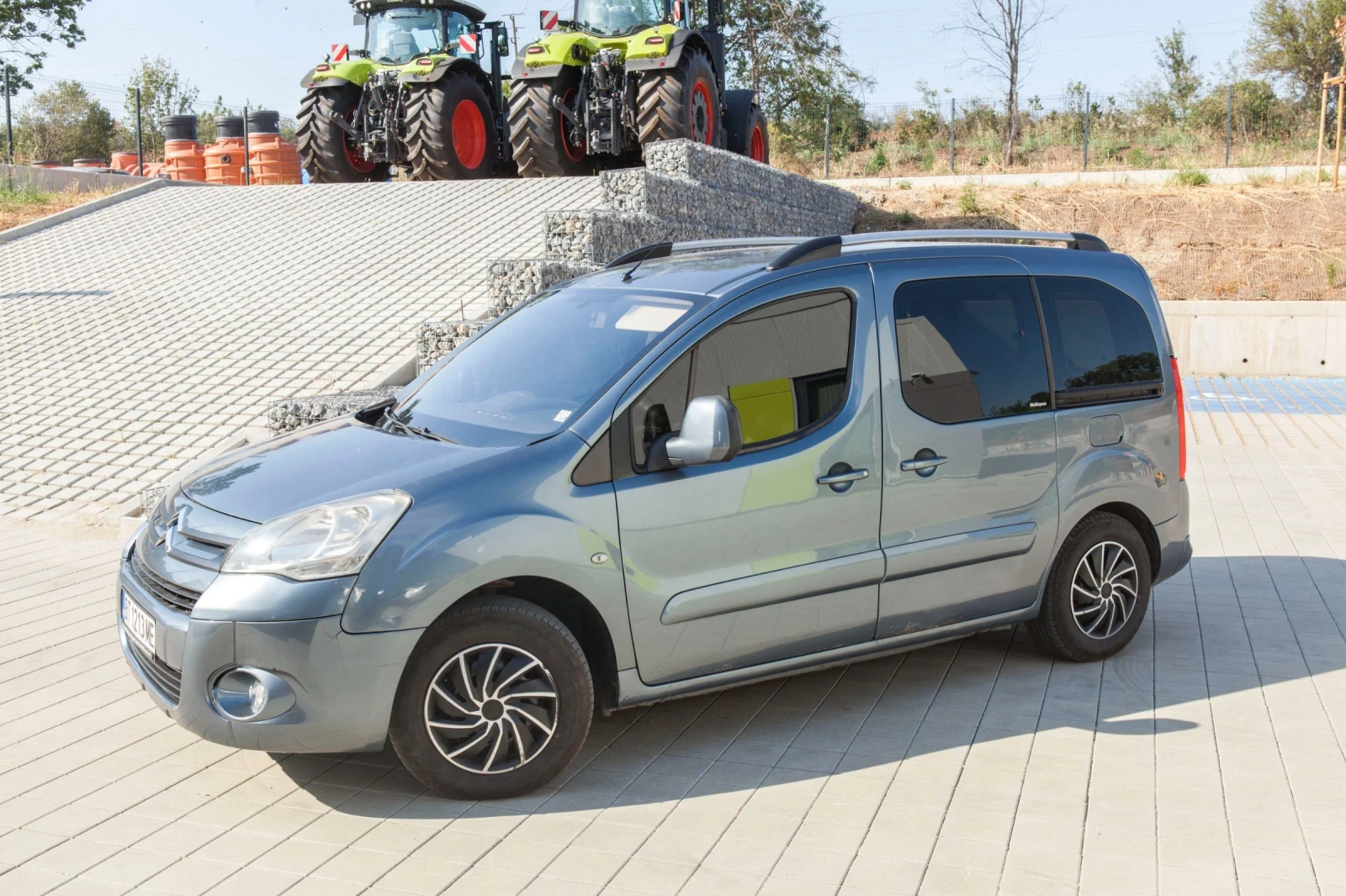 Citroen Berlingo 1.6 HDI, снимка 17 - Автомобили и джипове - 55829187
