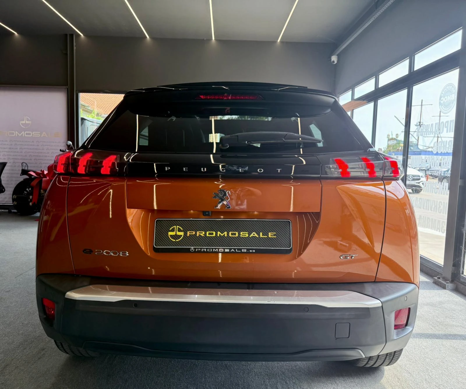 Peugeot 2008 GT* FULL* Pano* Подгрев* ЛИЗИНГ, снимка 5 - Автомобили и джипове - 55842747