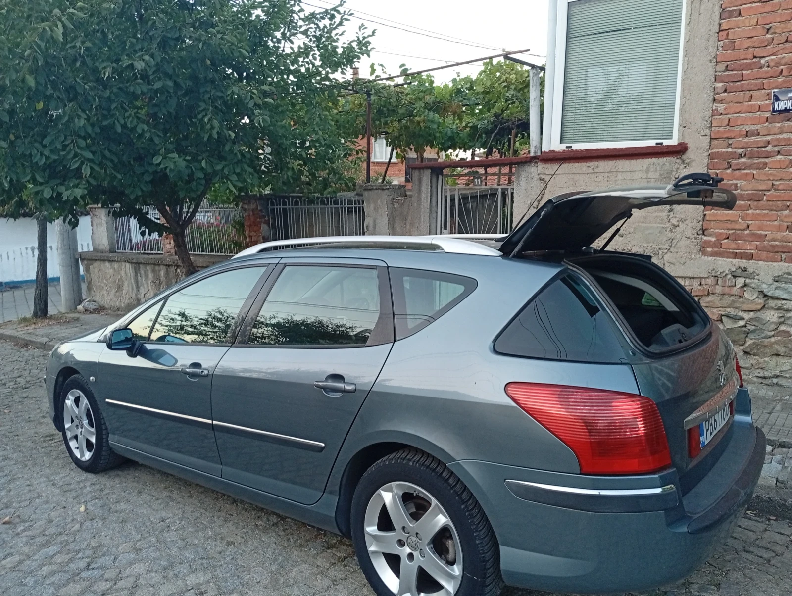 Peugeot 407 SW 2.0 HDI, снимка 3 - Автомобили и джипове - 55894098