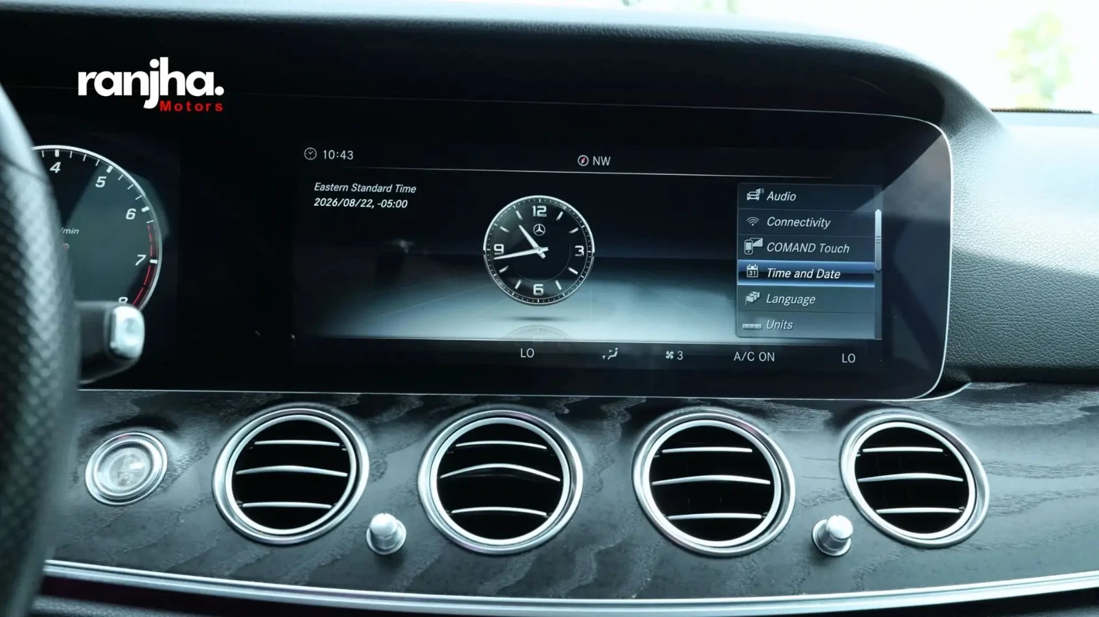 Mercedes-Benz E 400 4MATIC AMG* PREMIUM INTERIOR, снимка 14 - Автомобили и джипове - 56131401