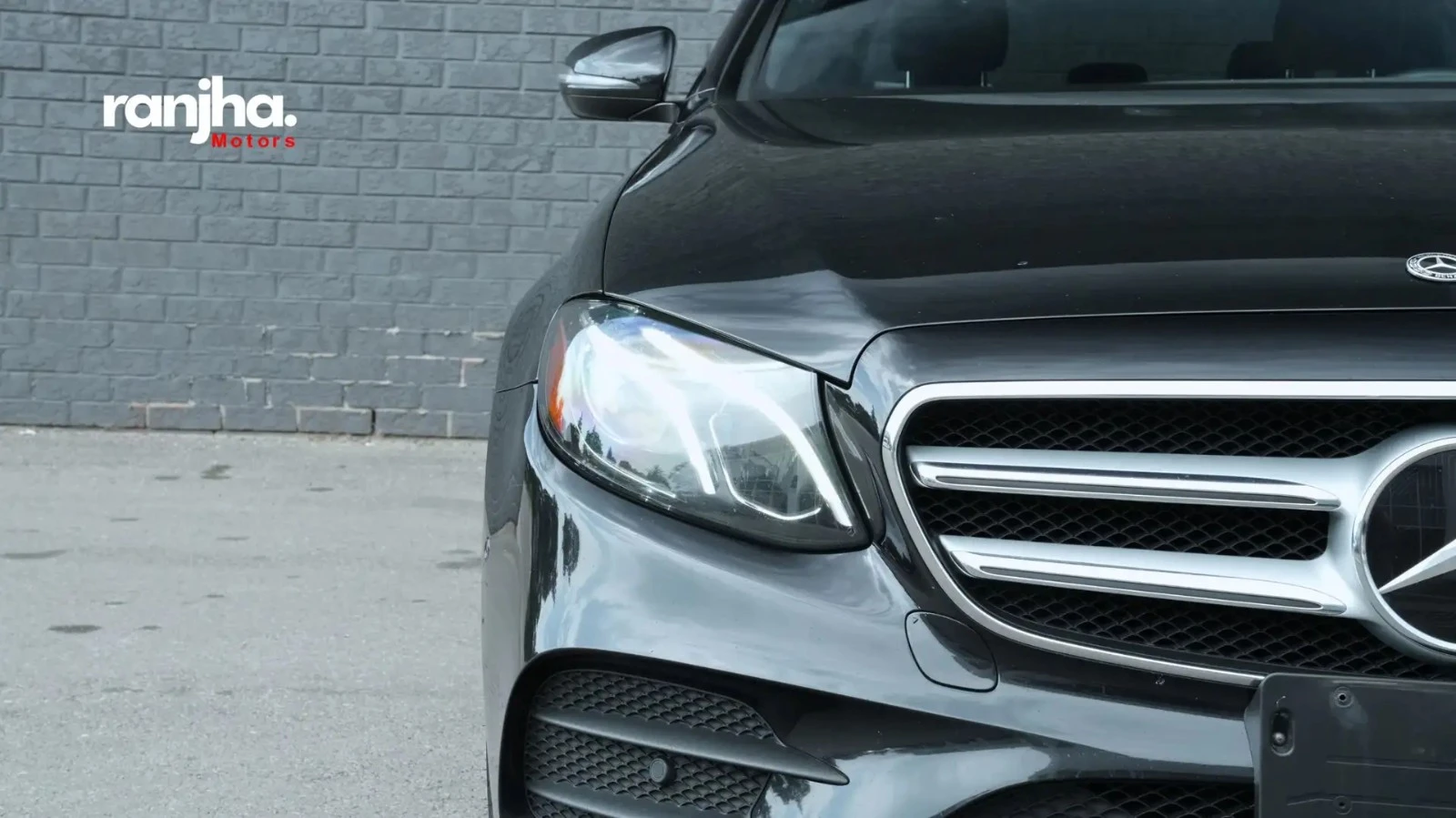 Mercedes-Benz E 400 4MATIC AMG* PREMIUM INTERIOR, снимка 8 - Автомобили и джипове - 56131401