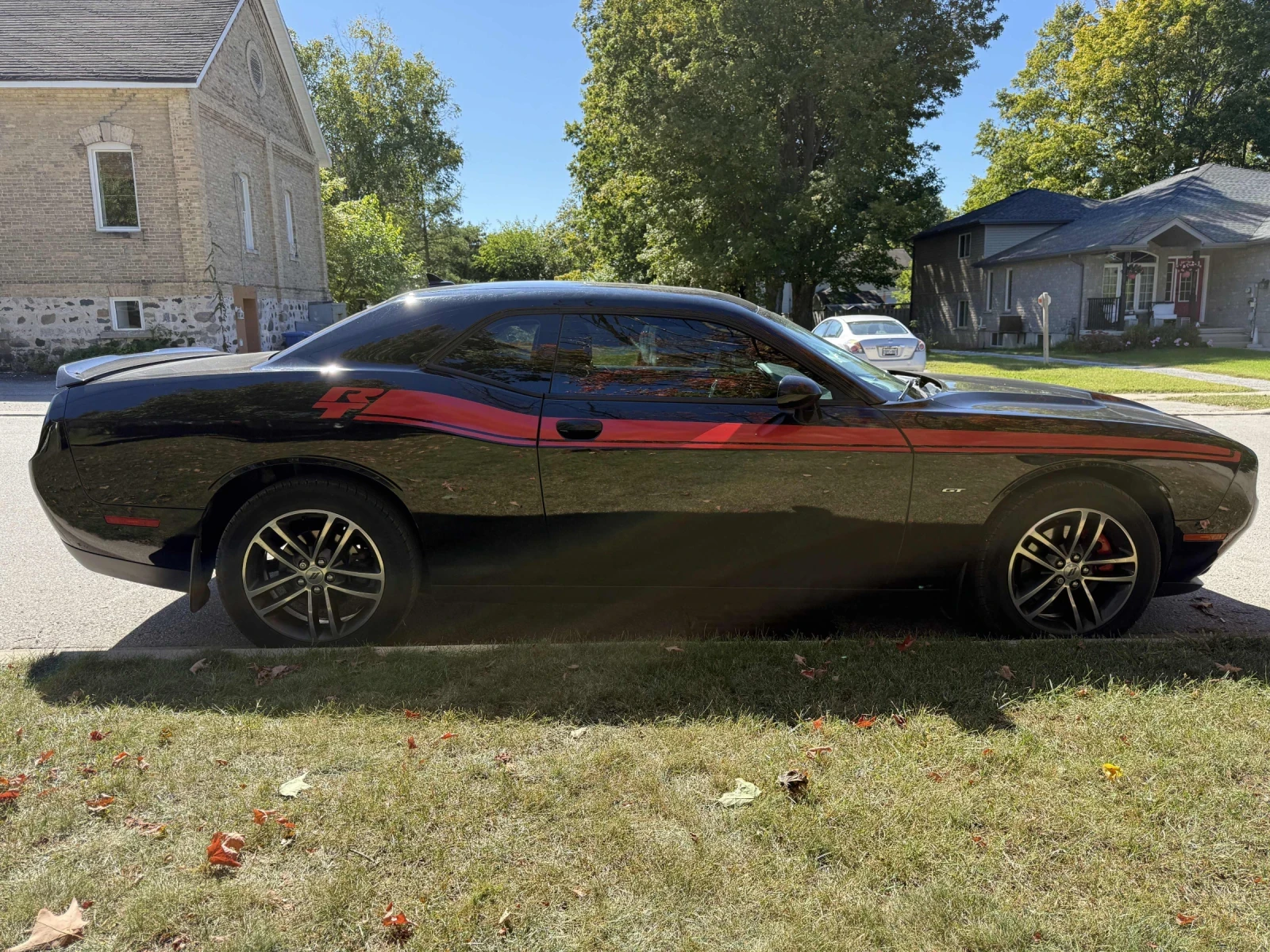 Dodge Challenger GT* Back cam* Шибидах* Keyless* Подгрев* , снимка 3 - Автомобили и джипове - 56218232