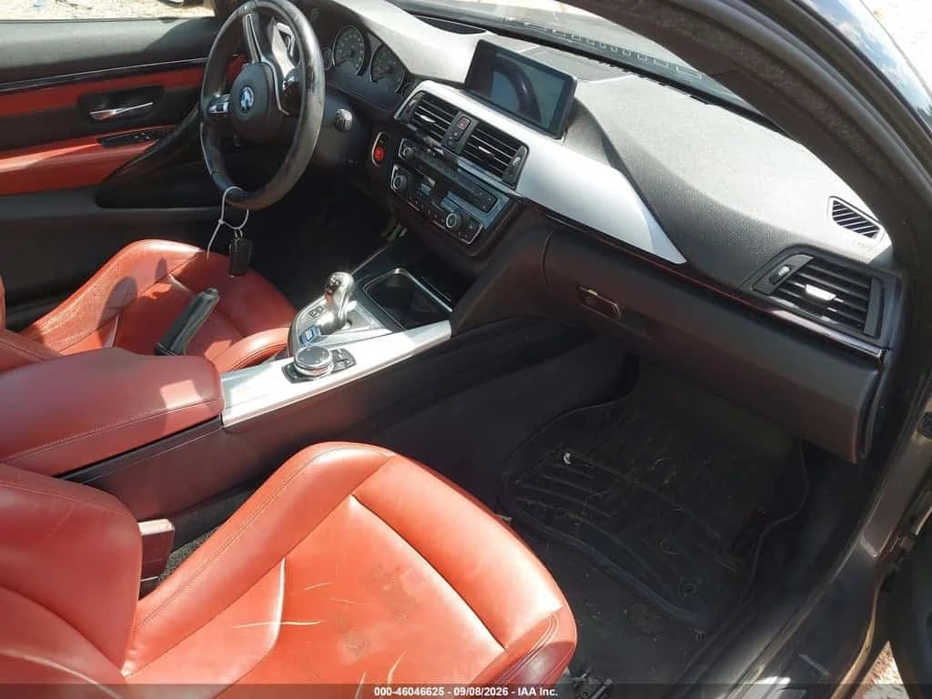BMW M4 * CARFAX * ОПЦИЯ ЗА ФИНАНСИРАНЕ * , снимка 5 - Автомобили и джипове - 56254843