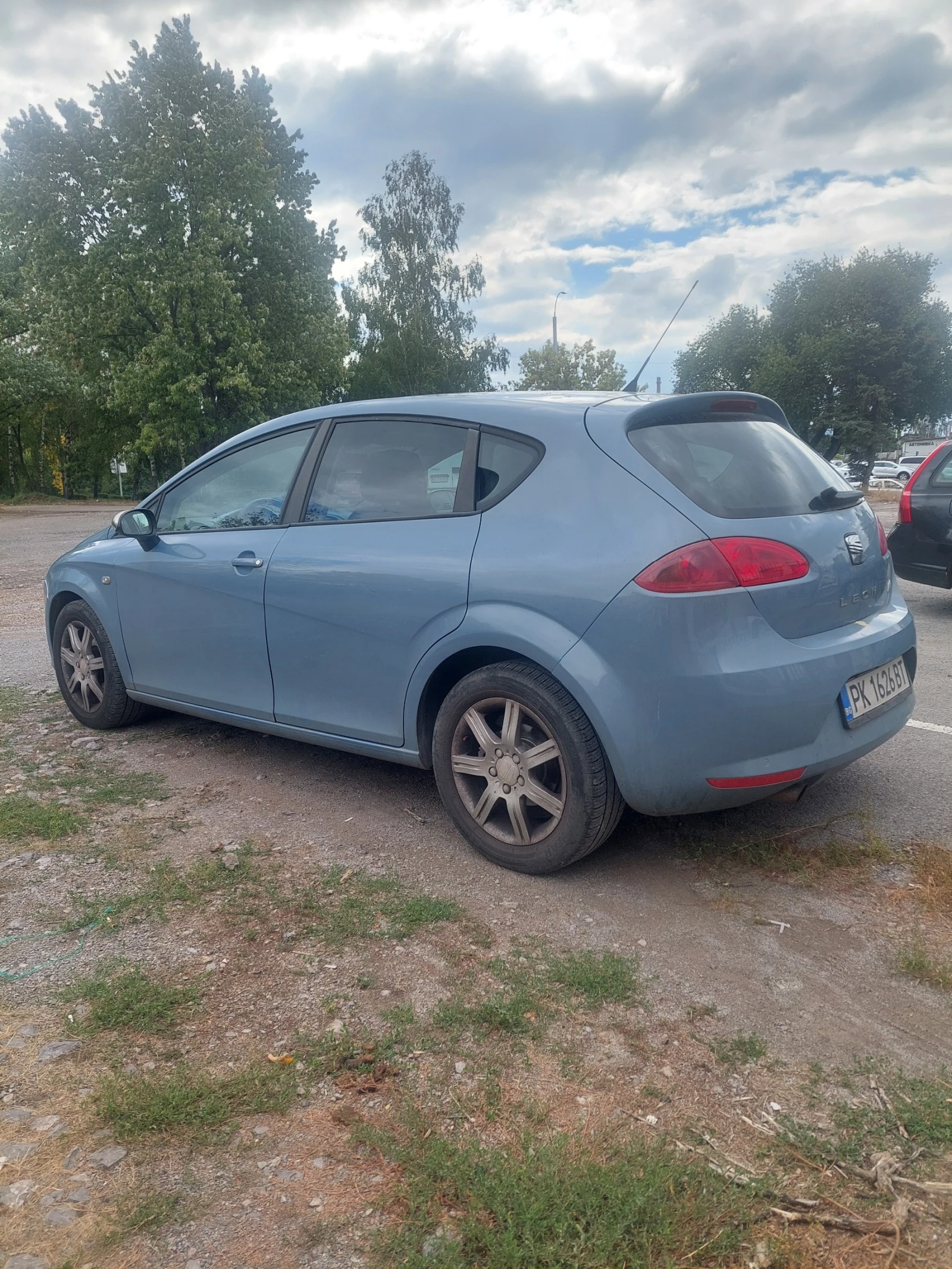 Seat Leon 1.9 TDI, снимка 8 - Автомобили и джипове - 56260294
