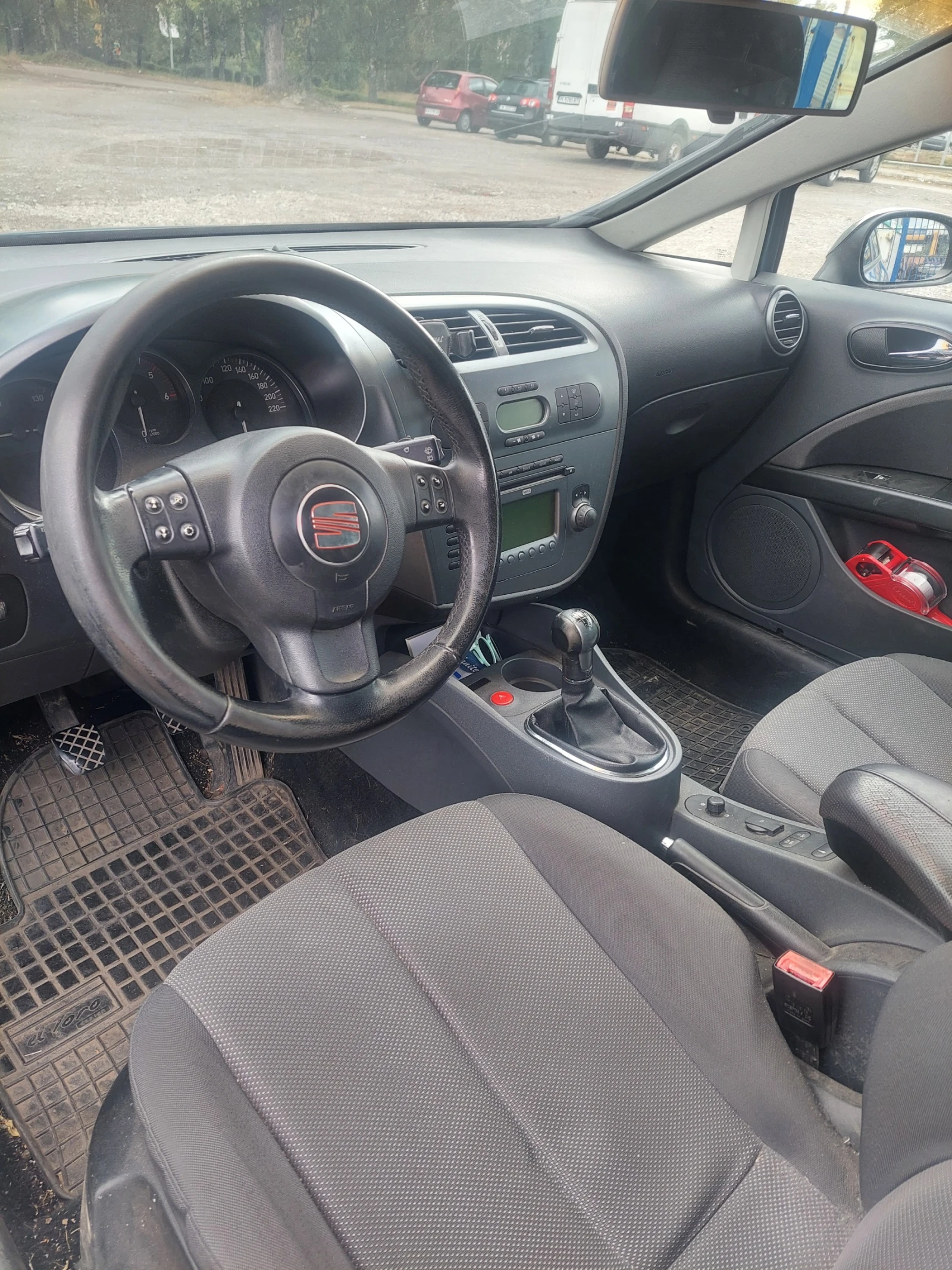 Seat Leon 1.9 TDI, снимка 10 - Автомобили и джипове - 56260294