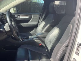 Volvo XC40 * Momentum * CARFAX * ОПЦИЯ ЗА ФИНАНСИРАНЕ, снимка 13