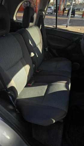 Toyota Rav4 Напълно обслужен / 4х4 - 9299 лв. / 4754.50 € - 90592610 9