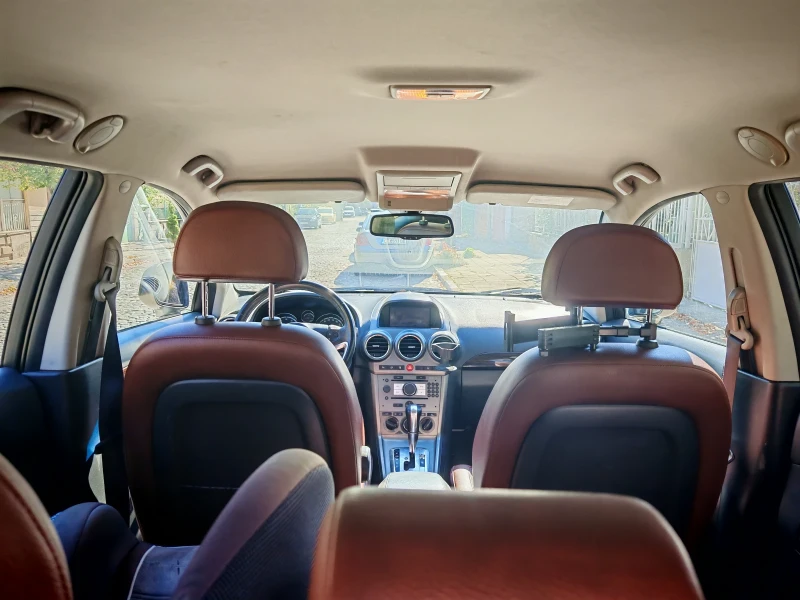 Opel Antara, снимка 9 - Автомобили и джипове - 52118970