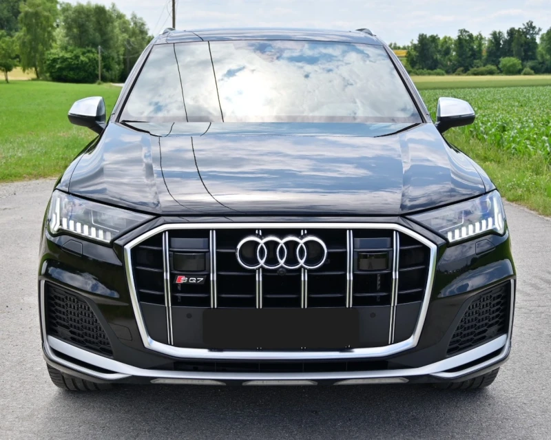 Audi SQ7 Quattro* 4.0 V8* Pano* SoftClose* Camera, снимка 4 - Автомобили и джипове - 53094610
