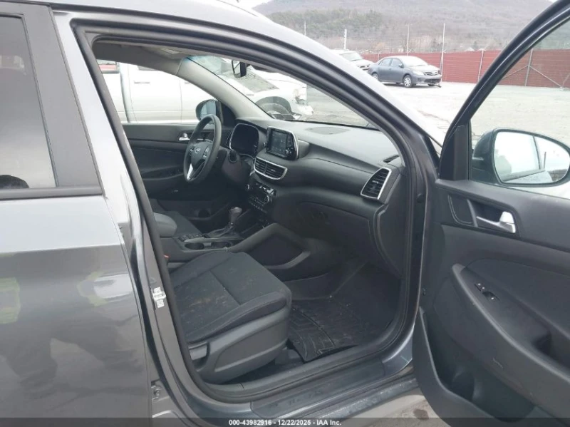 Hyundai Tucson 2.4l Sport, снимка 4 - Автомобили и джипове - 53205616