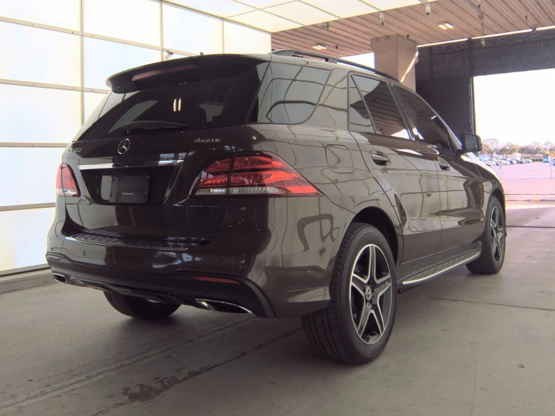 Mercedes-Benz GLE 350 4MATIC, снимка 4 - Автомобили и джипове - 53250792