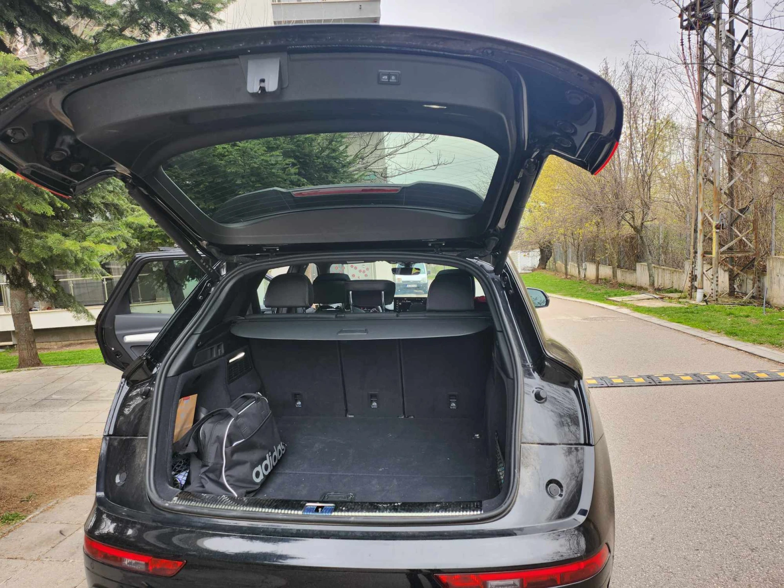Audi Q5 S line* * Premium + * LED* Alu* S-Tronic - изображение 4