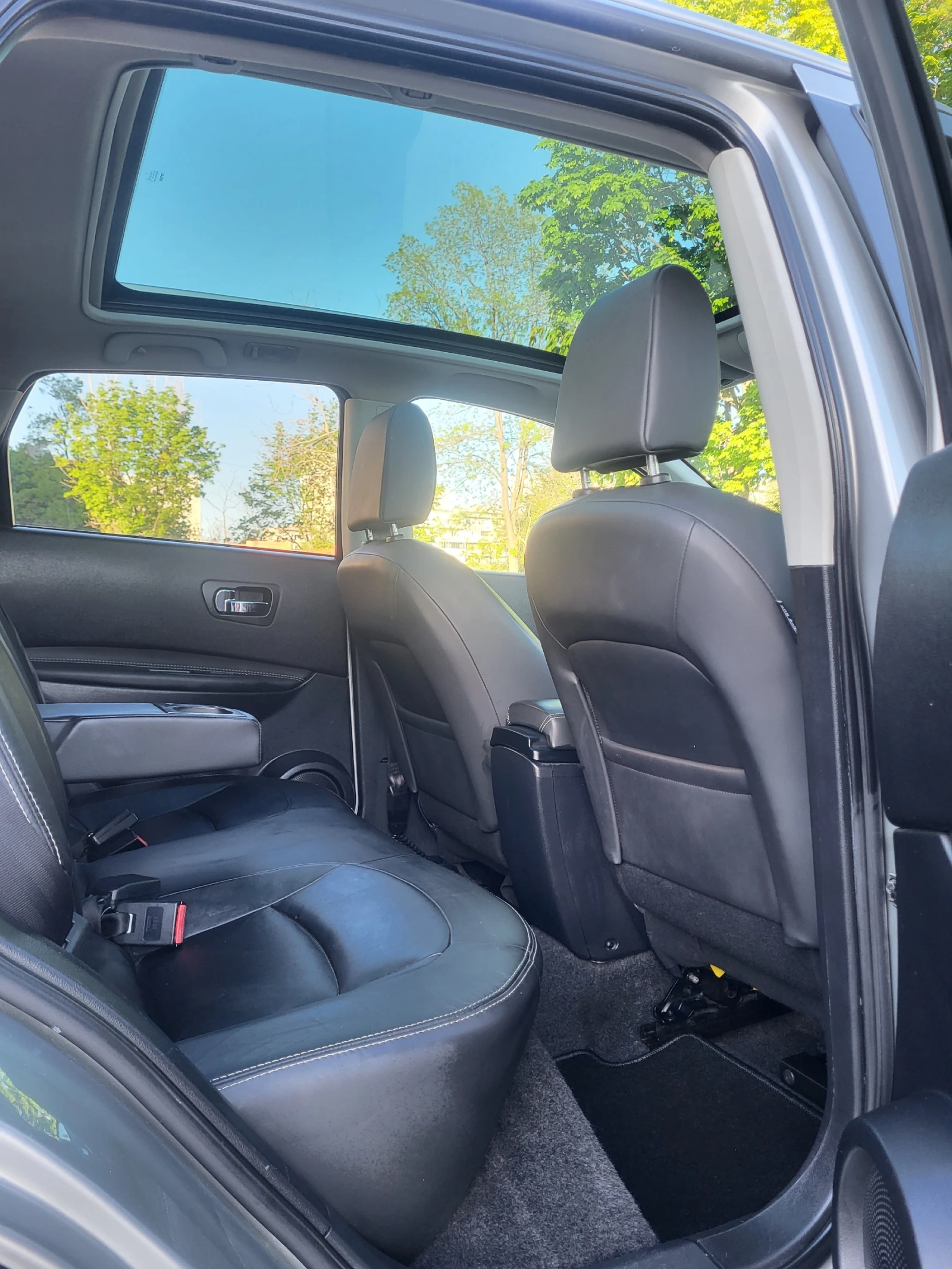 Nissan Qashqai 2.0CDI  4x4-TOP - изображение 10