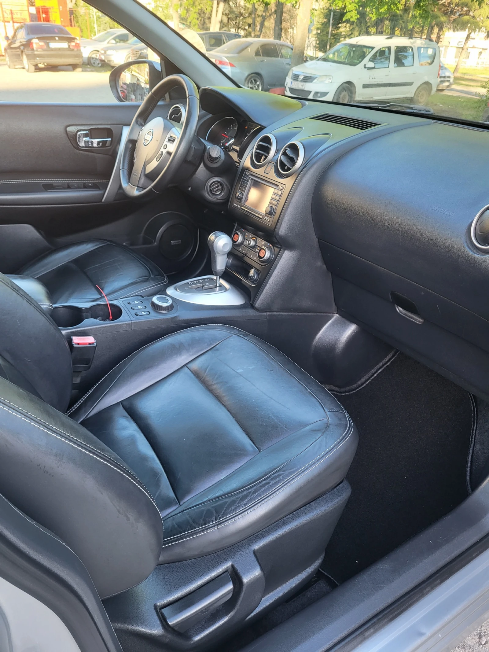 Nissan Qashqai 2.0CDI  4x4-TOP - изображение 9