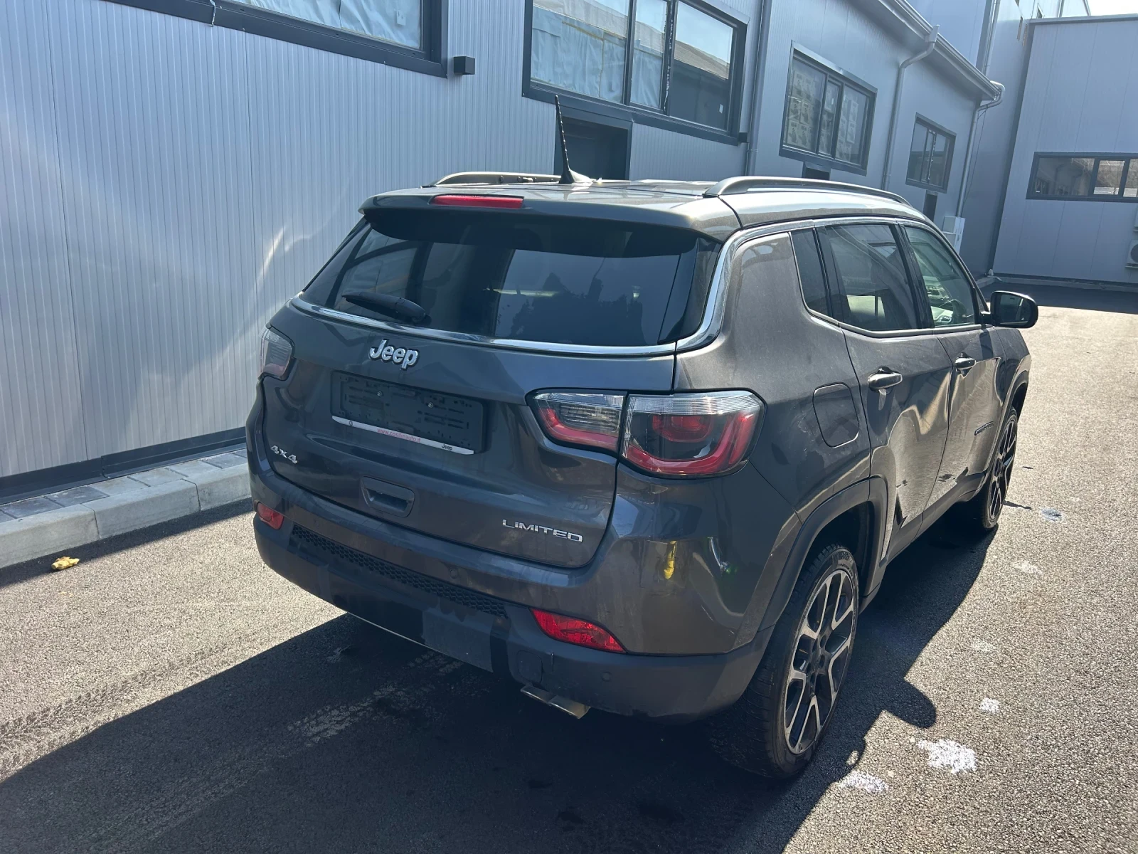 Jeep Compass 2.0d 170к.с., снимка 3 - Автомобили и джипове - 54569859