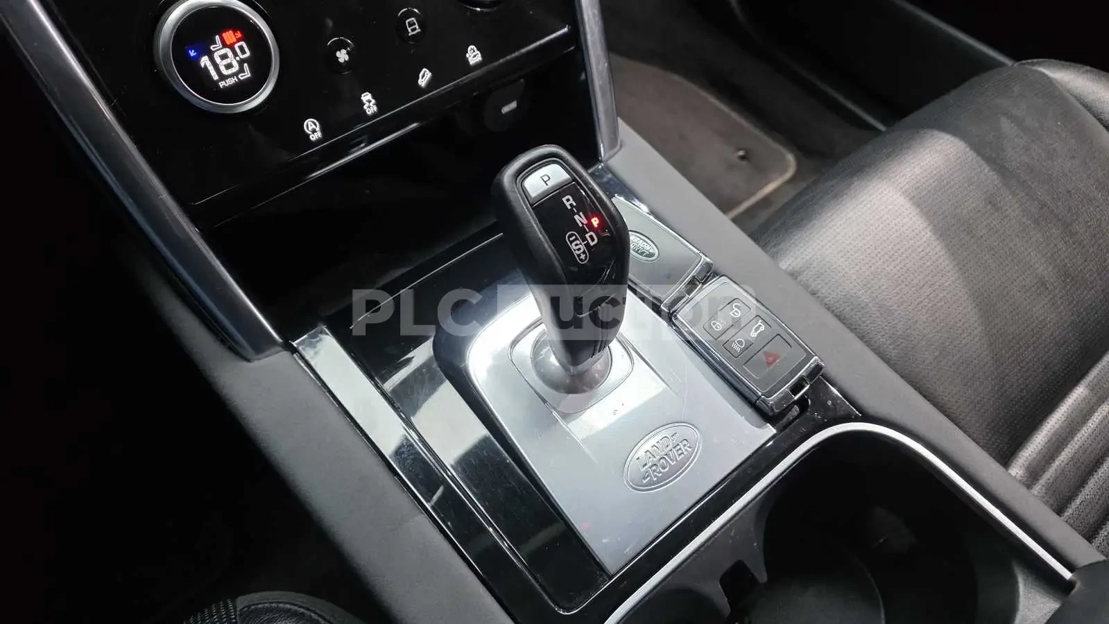 Land Rover Discovery SD4 4x4| HEADS UP| КАМЕРА| ПАНОРАМА| ВКЛ.ТЕХНОТЕСТ, снимка 8 - Автомобили и джипове - 54748888
