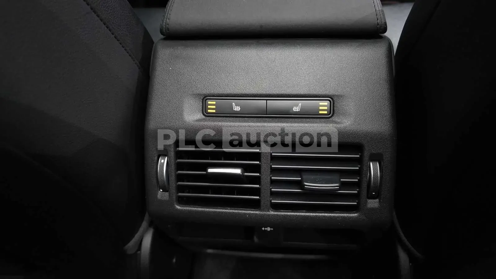 Land Rover Discovery SD4 4x4| HEADS UP| КАМЕРА| ПАНОРАМА| ВКЛ.ТЕХНОТЕСТ, снимка 14 - Автомобили и джипове - 54748888