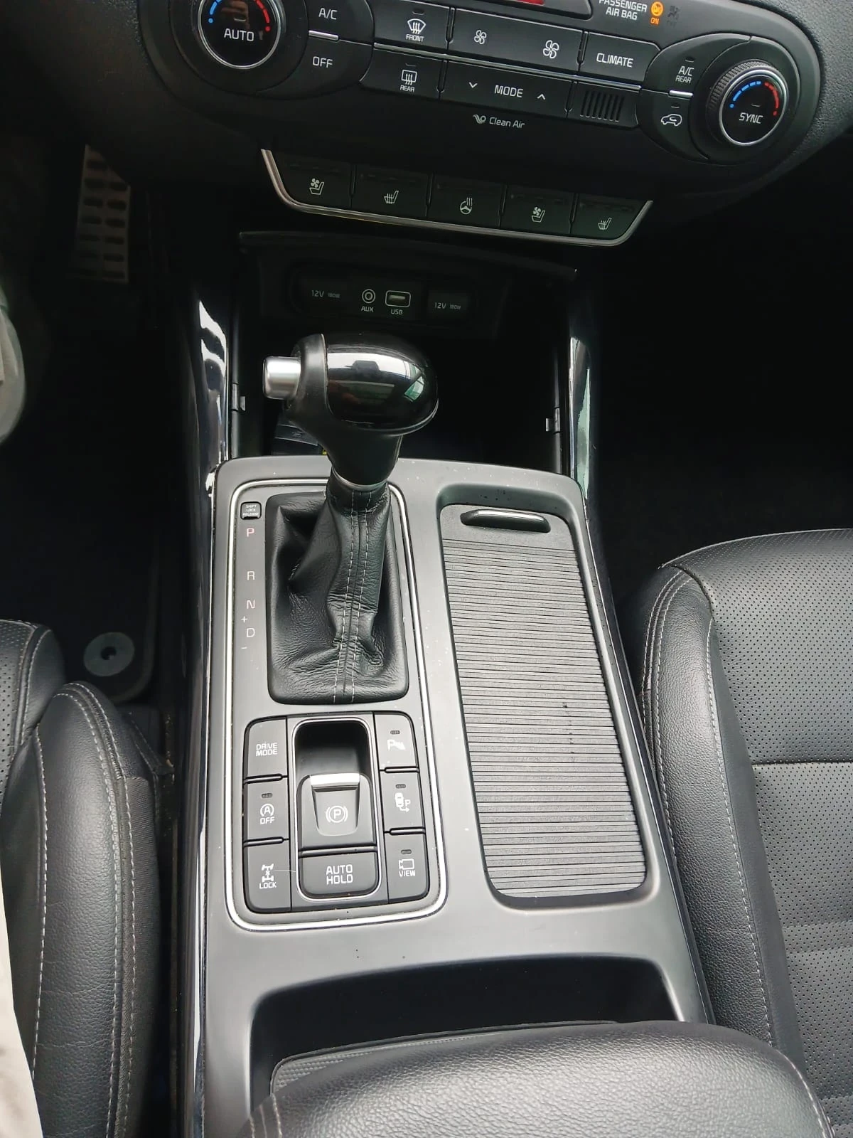 Kia Sorento  КАТО НОВА , снимка 7 - Автомобили и джипове - 54964761
