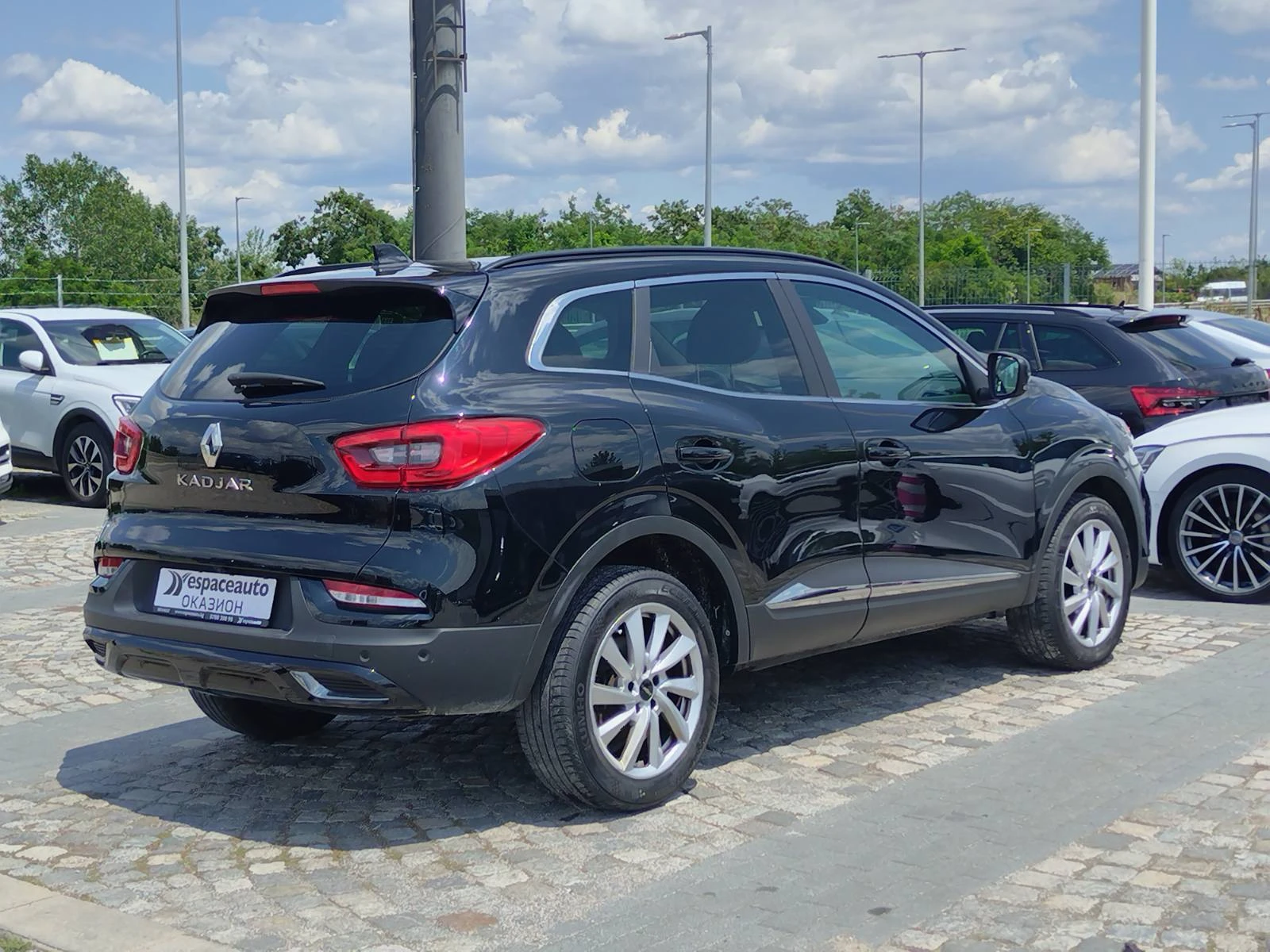 Renault Kadjar 1.3Tce/140к.с./Black Edition, снимка 4 - Автомобили и джипове - 55175738