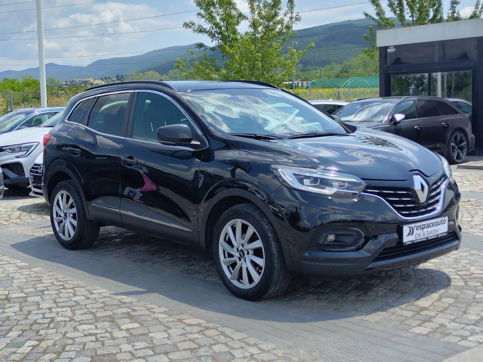Renault Kadjar 1.3Tce/140к.с./Black Edition, снимка 3 - Автомобили и джипове - 55175738