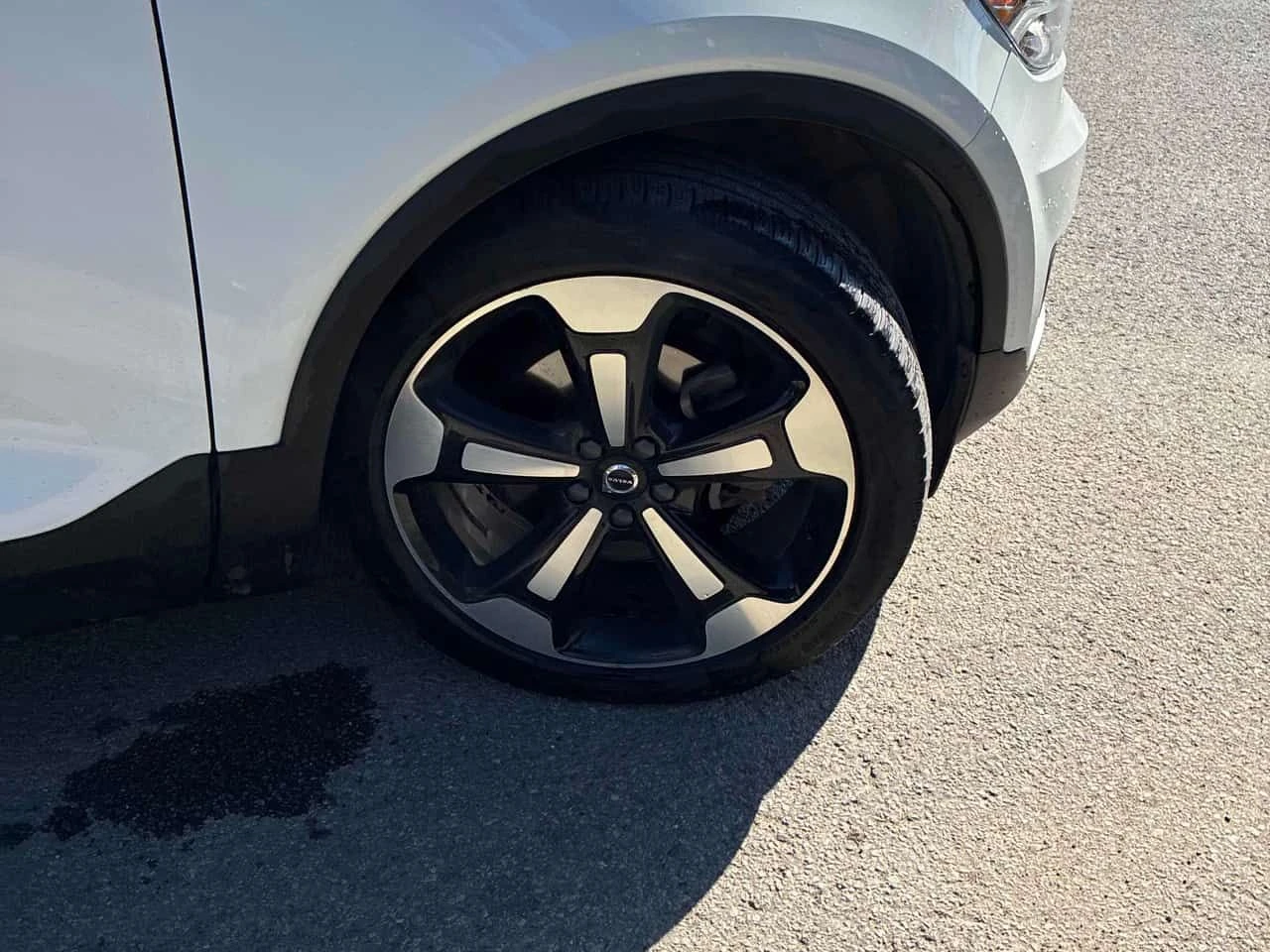 Volvo XC40 * Momentum * CARFAX * ОПЦИЯ ЗА ФИНАНСИРАНЕ, снимка 7 - Автомобили и джипове - 55684365